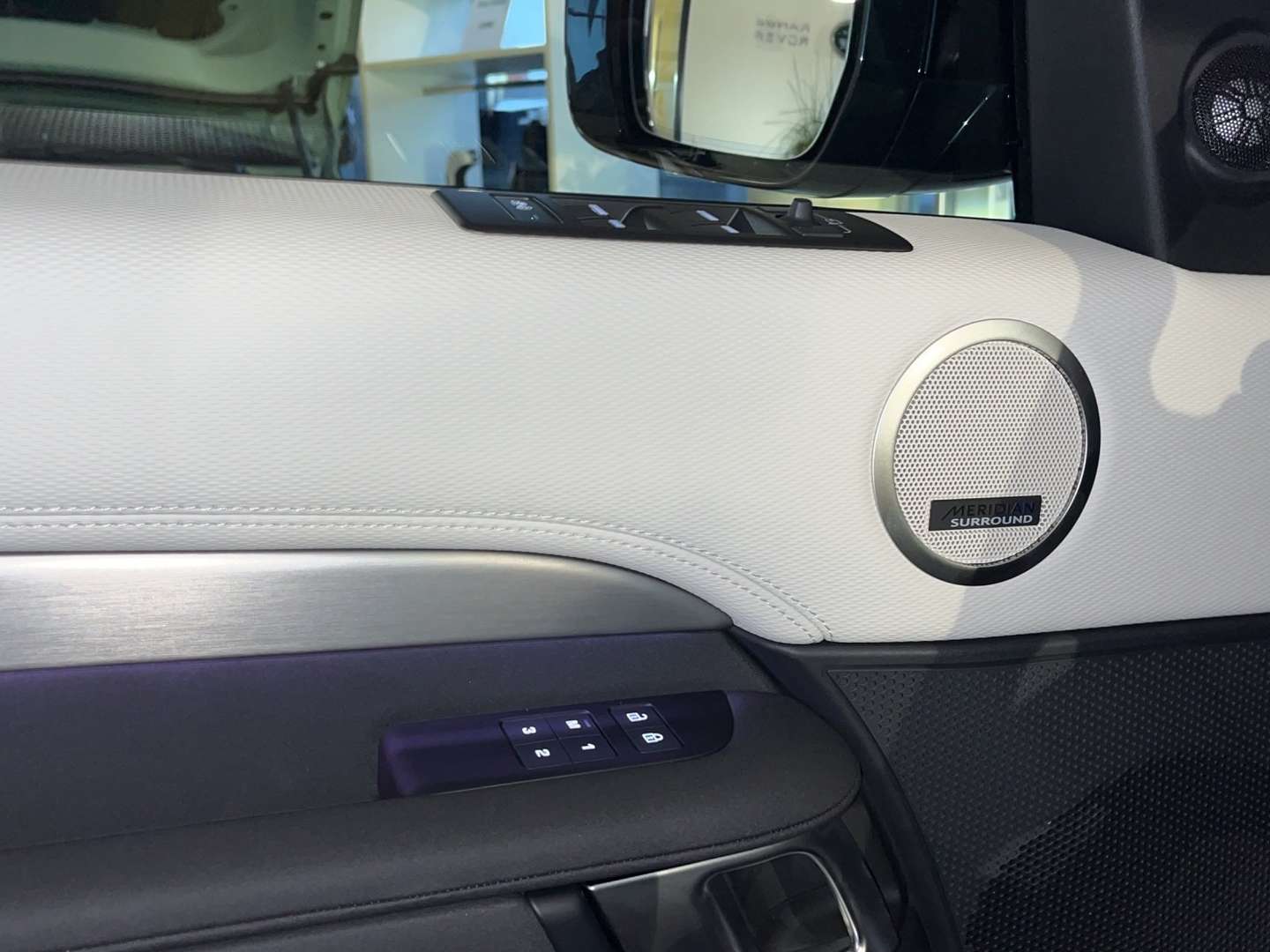 Land Rover Discovery Dynamic HSE D300 - 2023 - Joinsteer - #9