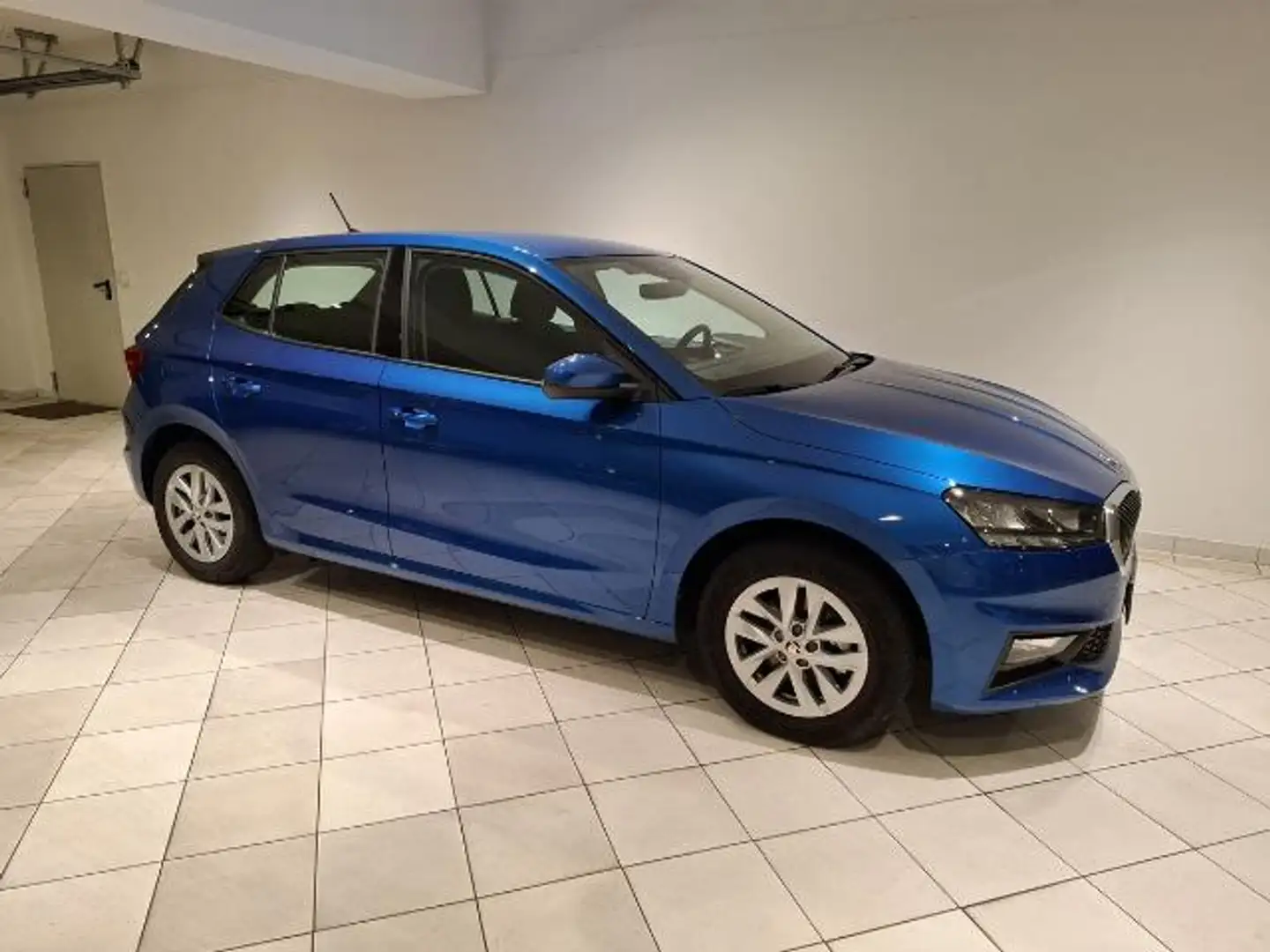 Skoda Fabia 1.0 TSI DSG SHZ Kamera Garantie Azul - 2