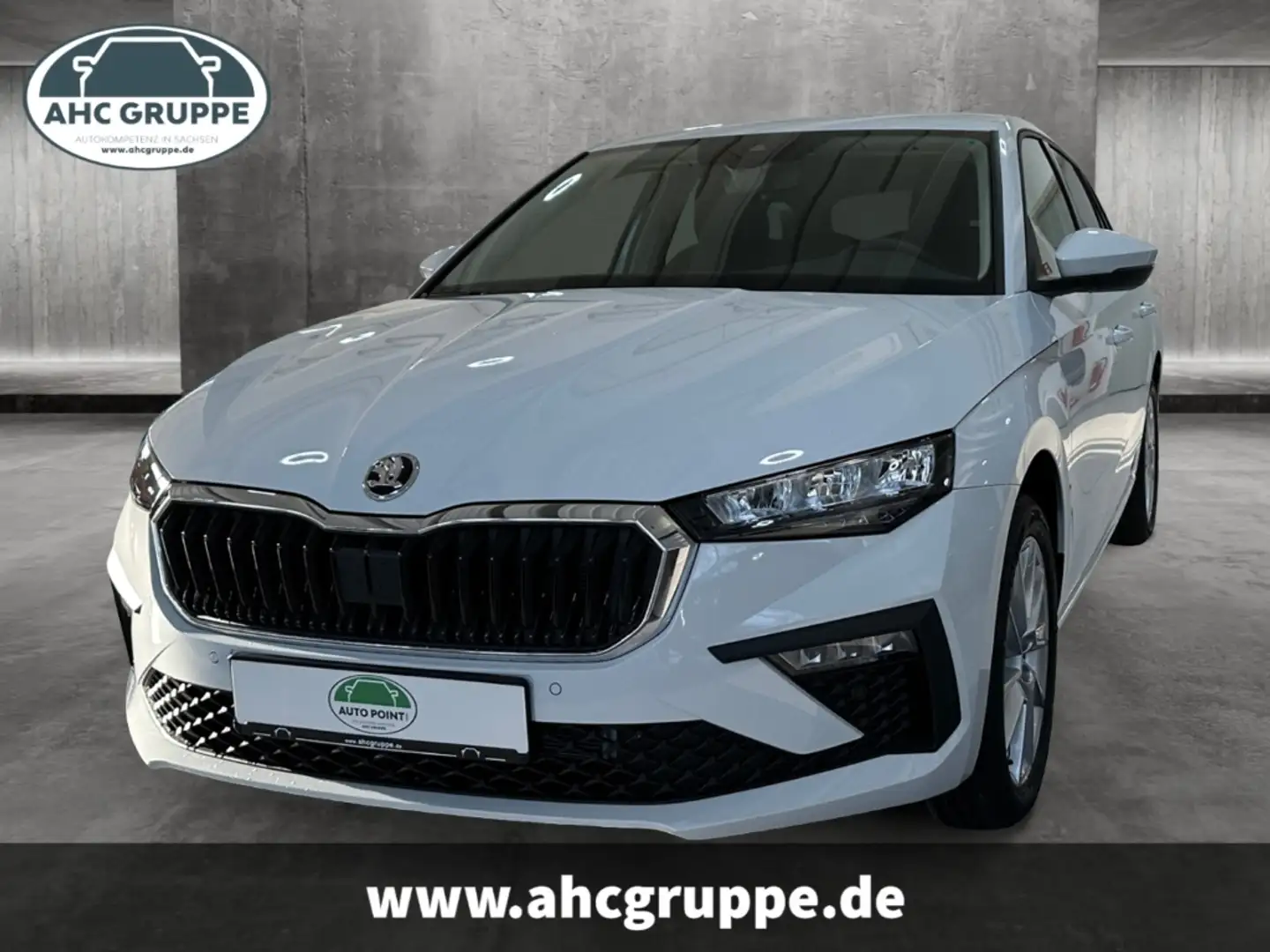 Skoda Scala 1.0 TSI 85kW EU6e Selection 6-Gang-Schaltgetri., L Bílá - 1