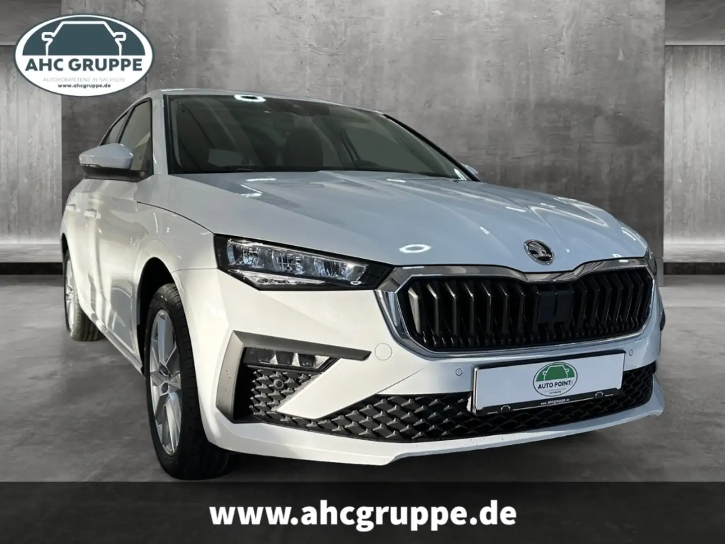 Skoda Scala 1.0 TSI 85kW EU6e Selection 6-Gang-Schaltgetri., L Bílá - 2