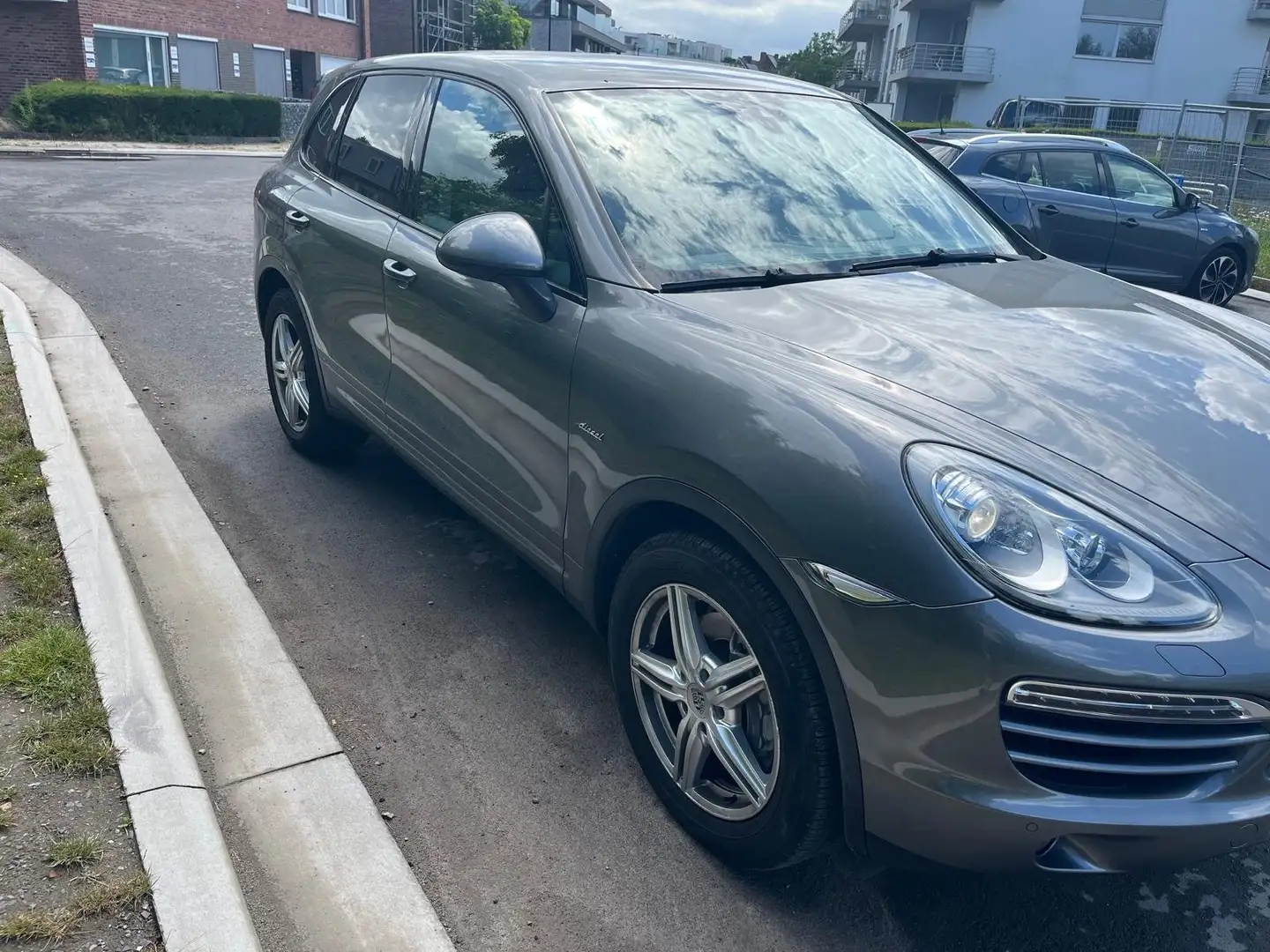 Porsche Cayenne Cayenne Diesel Tiptronic S Zilver - 1