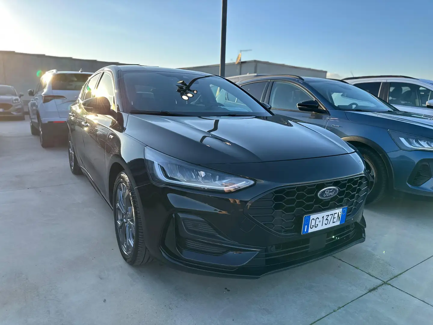 Ford Focus Focus 1.0t ecoboost h ST-Line 125cv Schwarz - 2