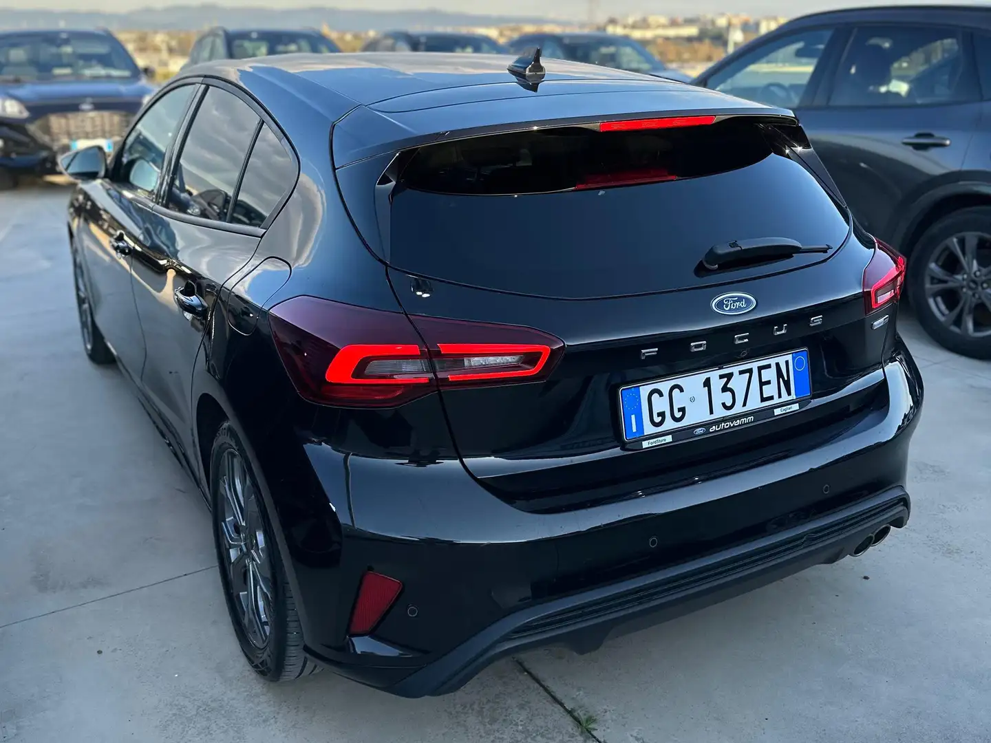Ford Focus Focus 1.0t ecoboost h ST-Line 125cv Schwarz - 1