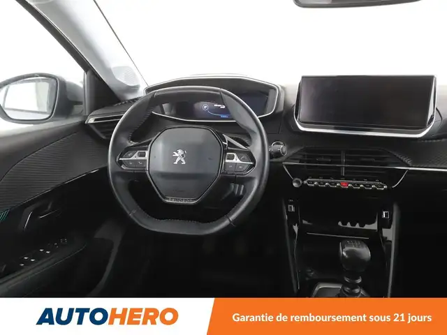 Peugeot 208 view 13