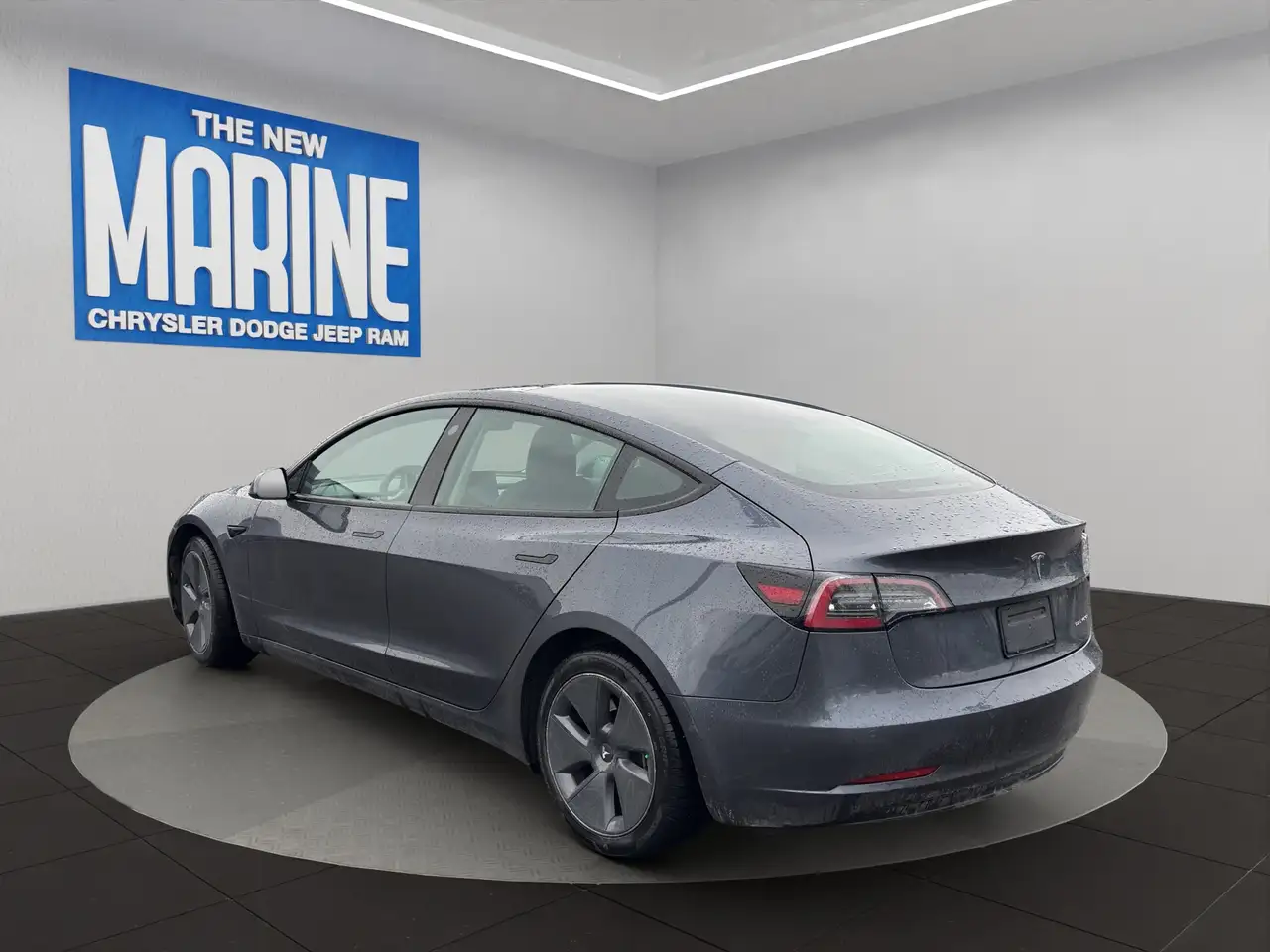 Tesla Model 3 снимка Tesla Model 3