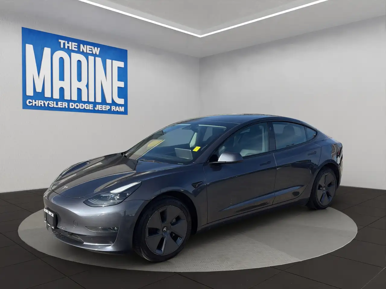 Tesla Model 3 снимка Tesla Model 3