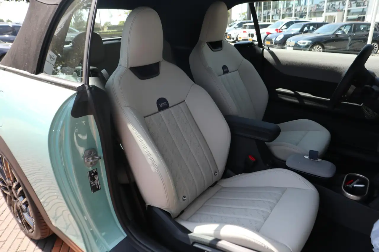 MINI Cooper C Cabrio 2026