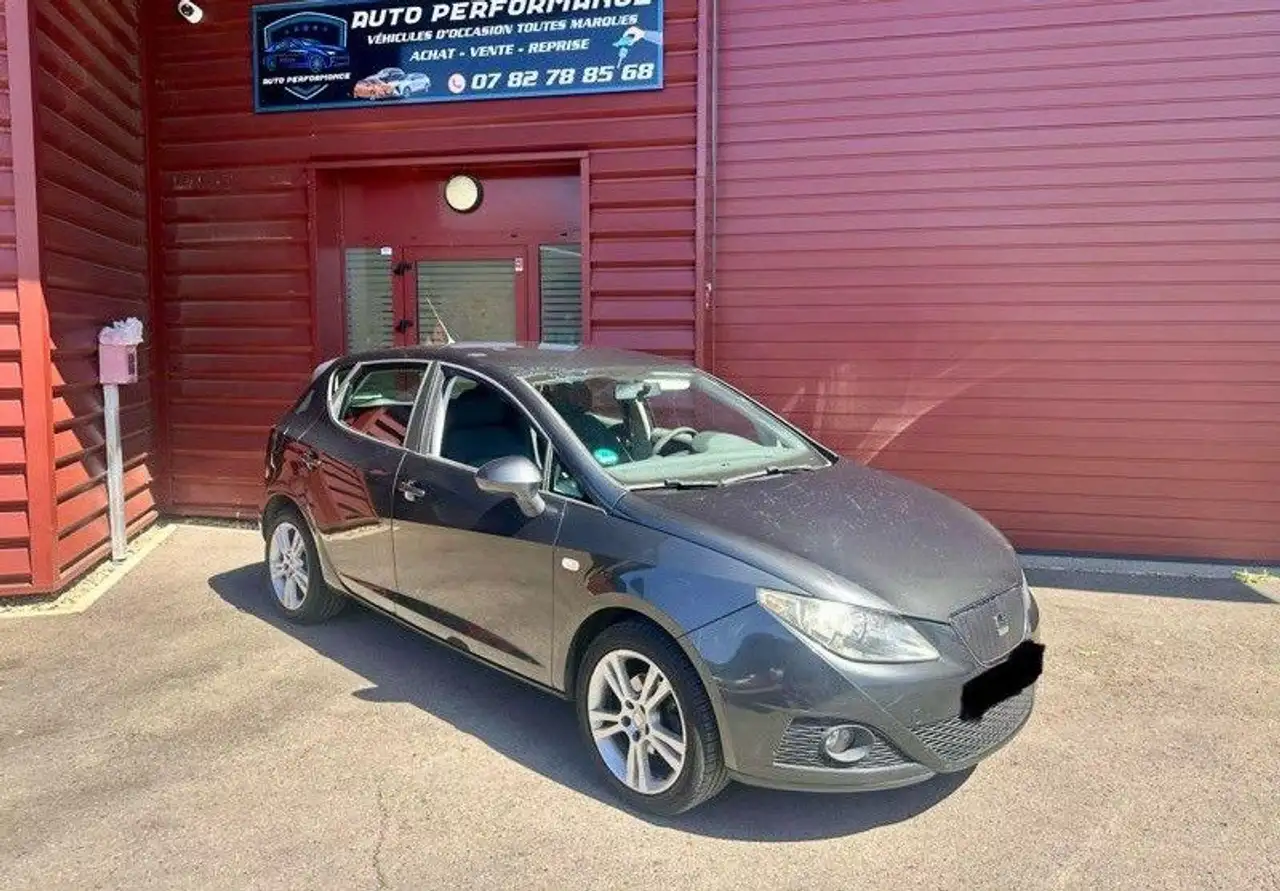 Seat Ibiza 1.4 tdi 80cv climatisation 2010 125000km