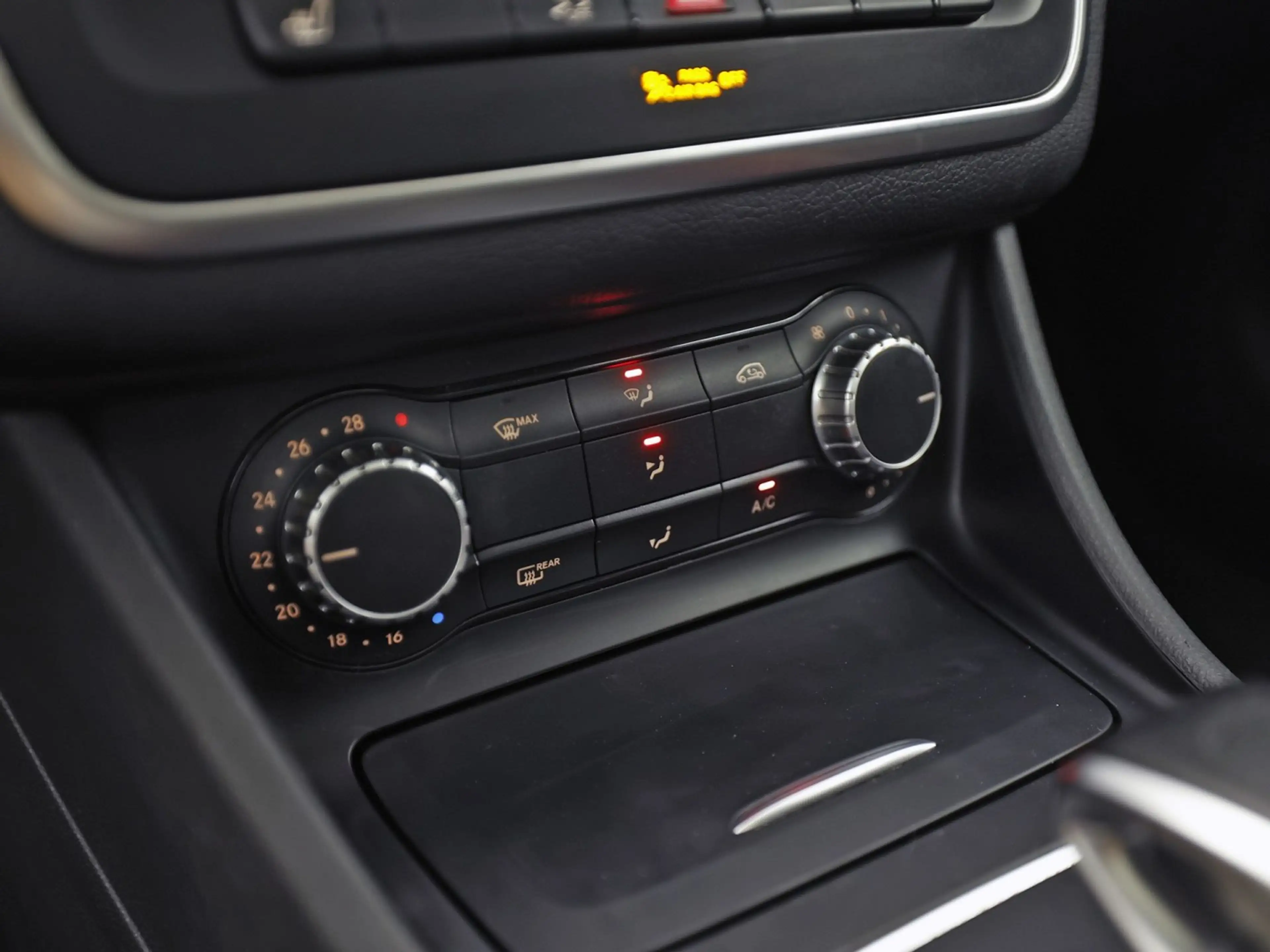 Mercedes-Benz GLA 45 AMG 4MATIC Automaat 360Pk (PANORAMAKDAK, NAVIGATIE, ME — photo 25