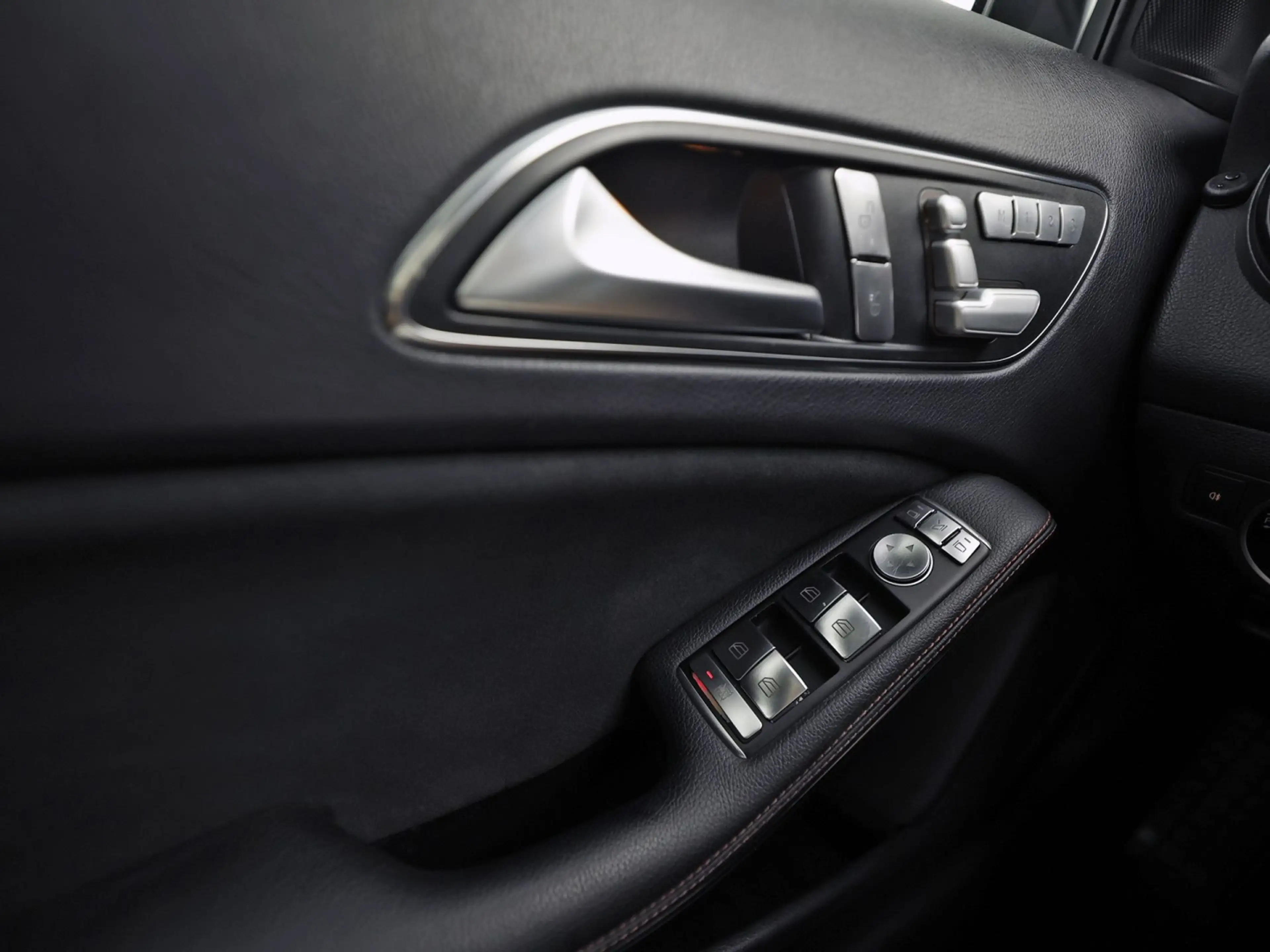 Mercedes-Benz GLA 45 AMG 4MATIC Automaat 360Pk (PANORAMAKDAK, NAVIGATIE, ME — photo 27