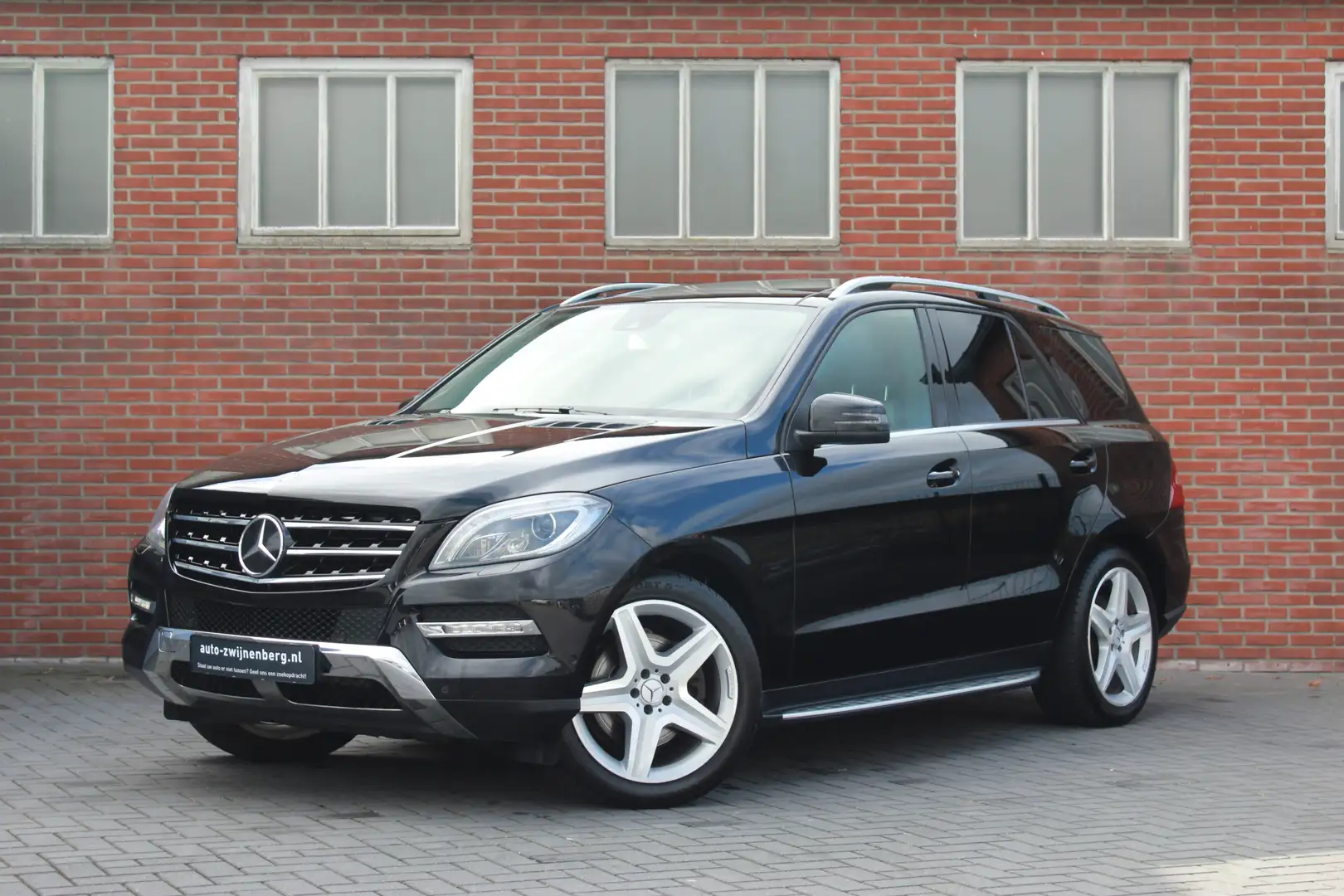 Mercedes-Benz ML 350 M-klasse V6 Aut. | Distronic | Pano |  Leder Zwart - 1