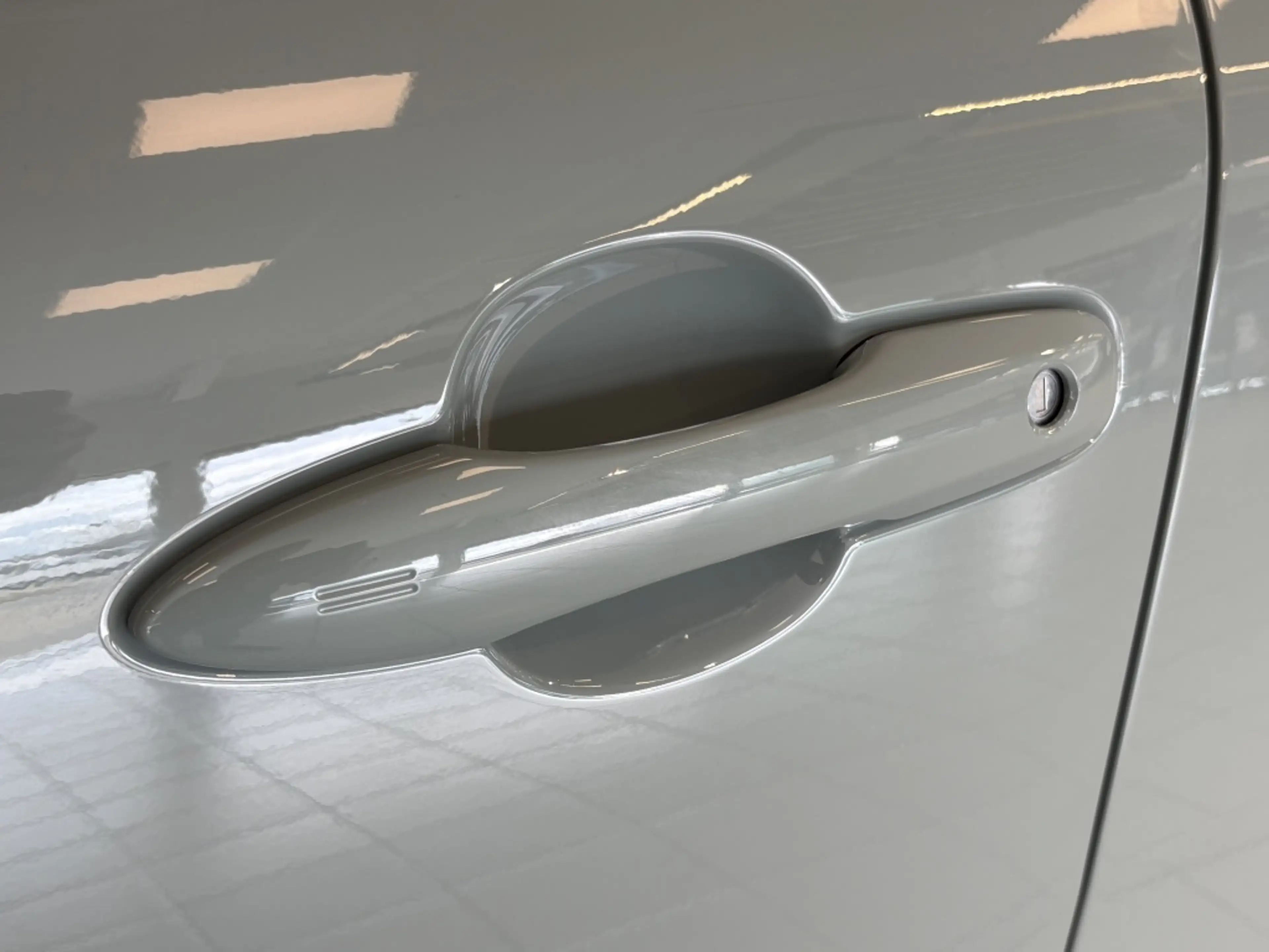 Toyota Corolla Cross Hybrid 200 Style — photo 13