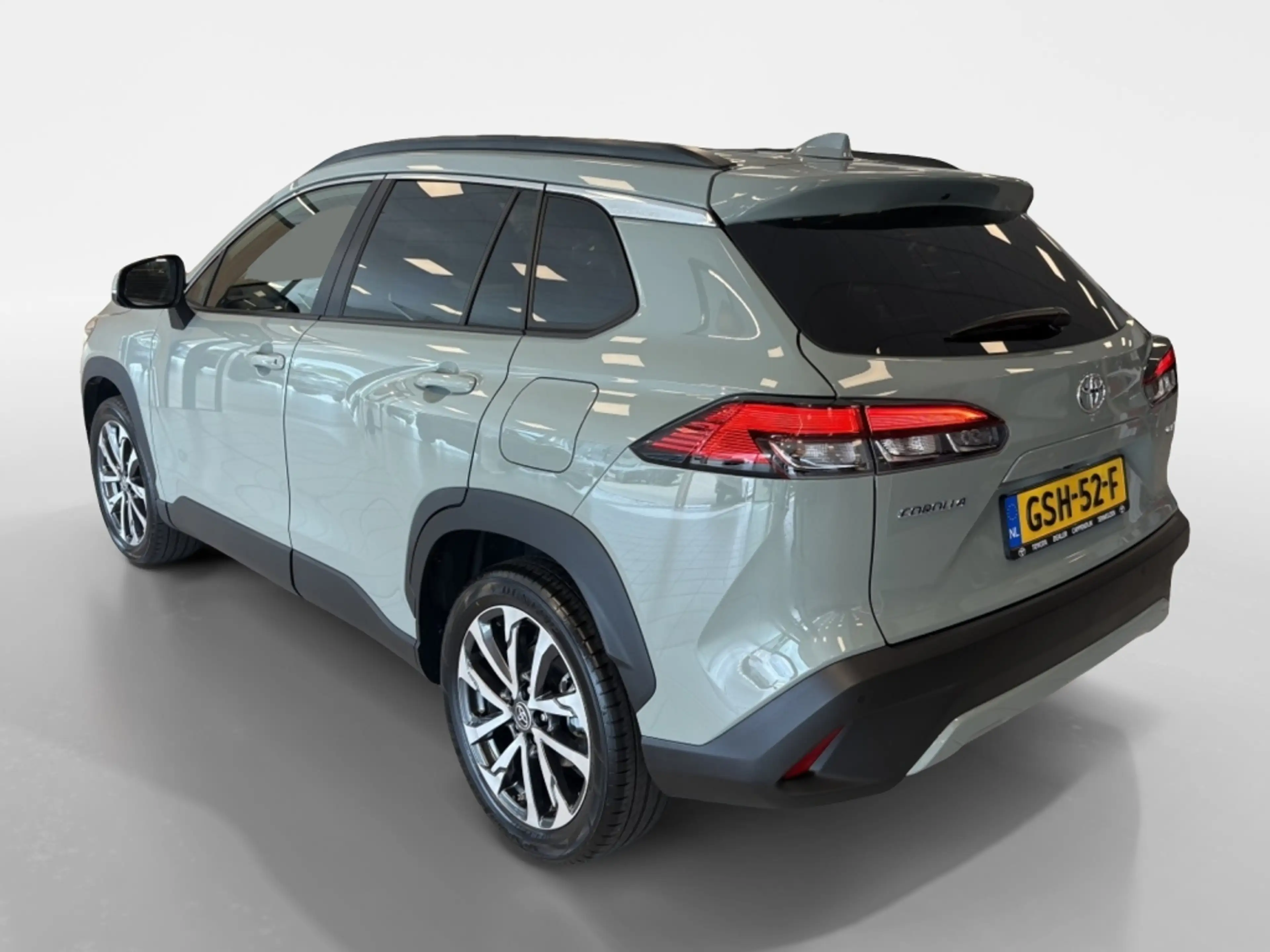 Toyota Corolla Cross Hybrid 200 Style — photo 8