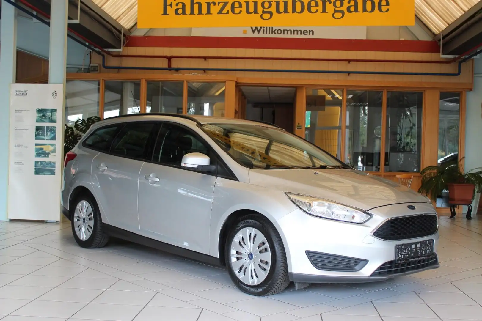 Ford Focus Turnier Trend Silber - 2