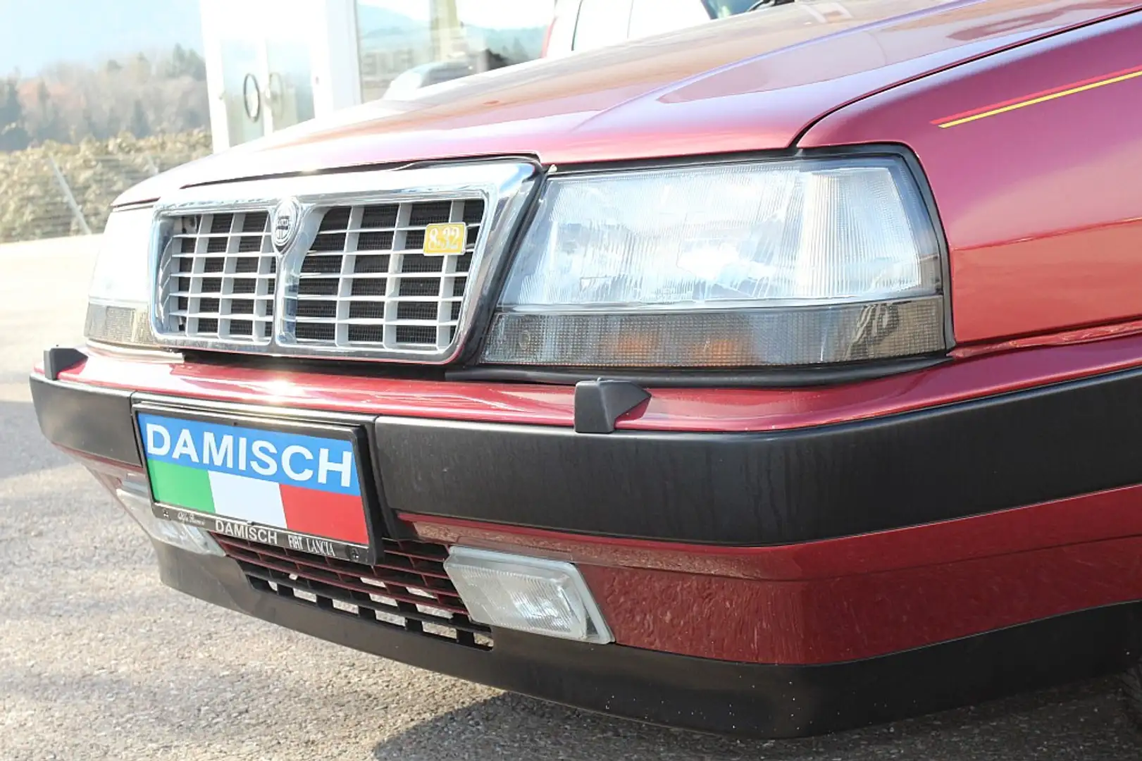 Lancia Thema 8.32 8V Ferrari Rot - 2