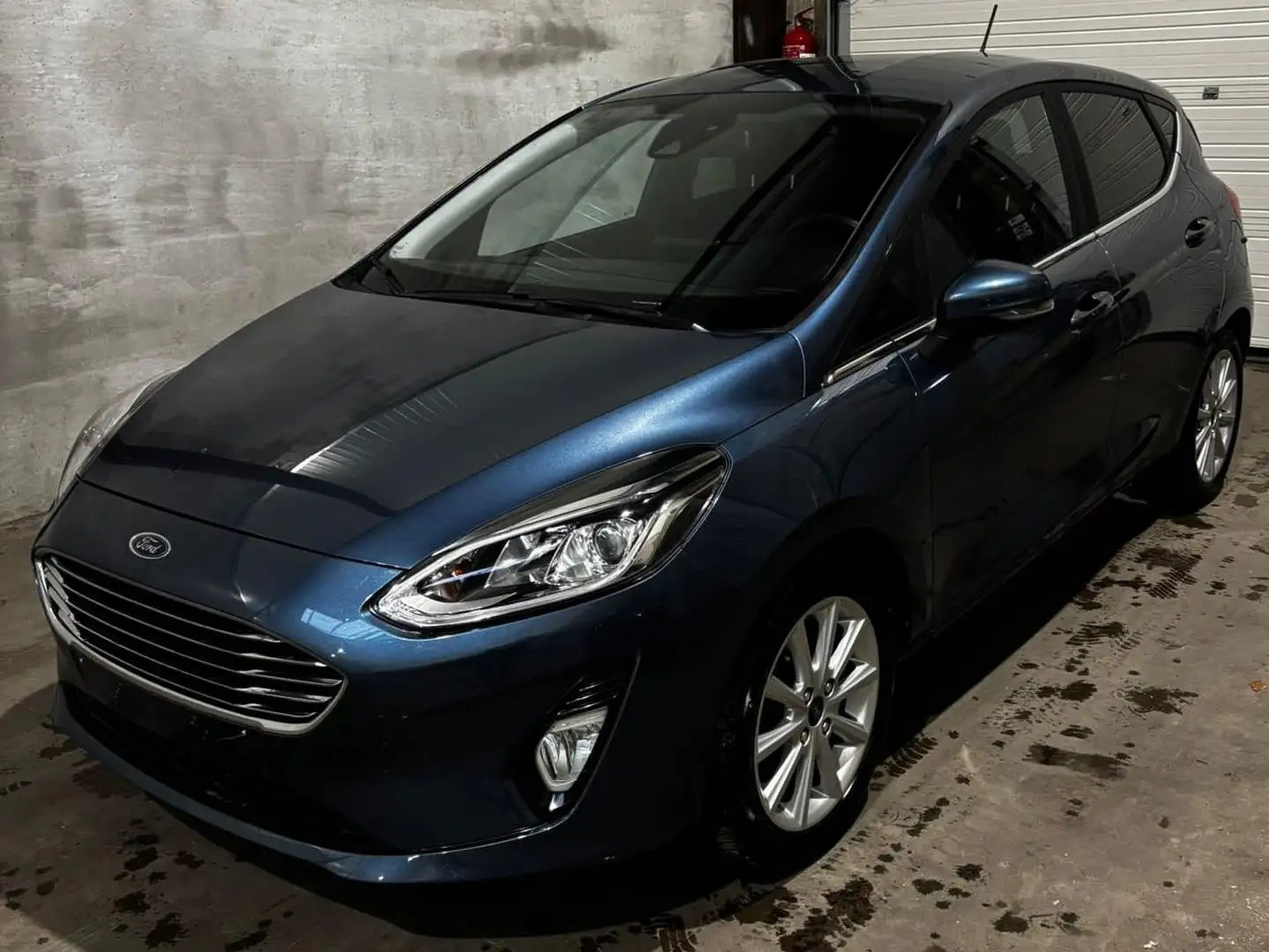 Ford Fiesta Fiesta 1.1i Titanium (EU6.2) Bleu - 1