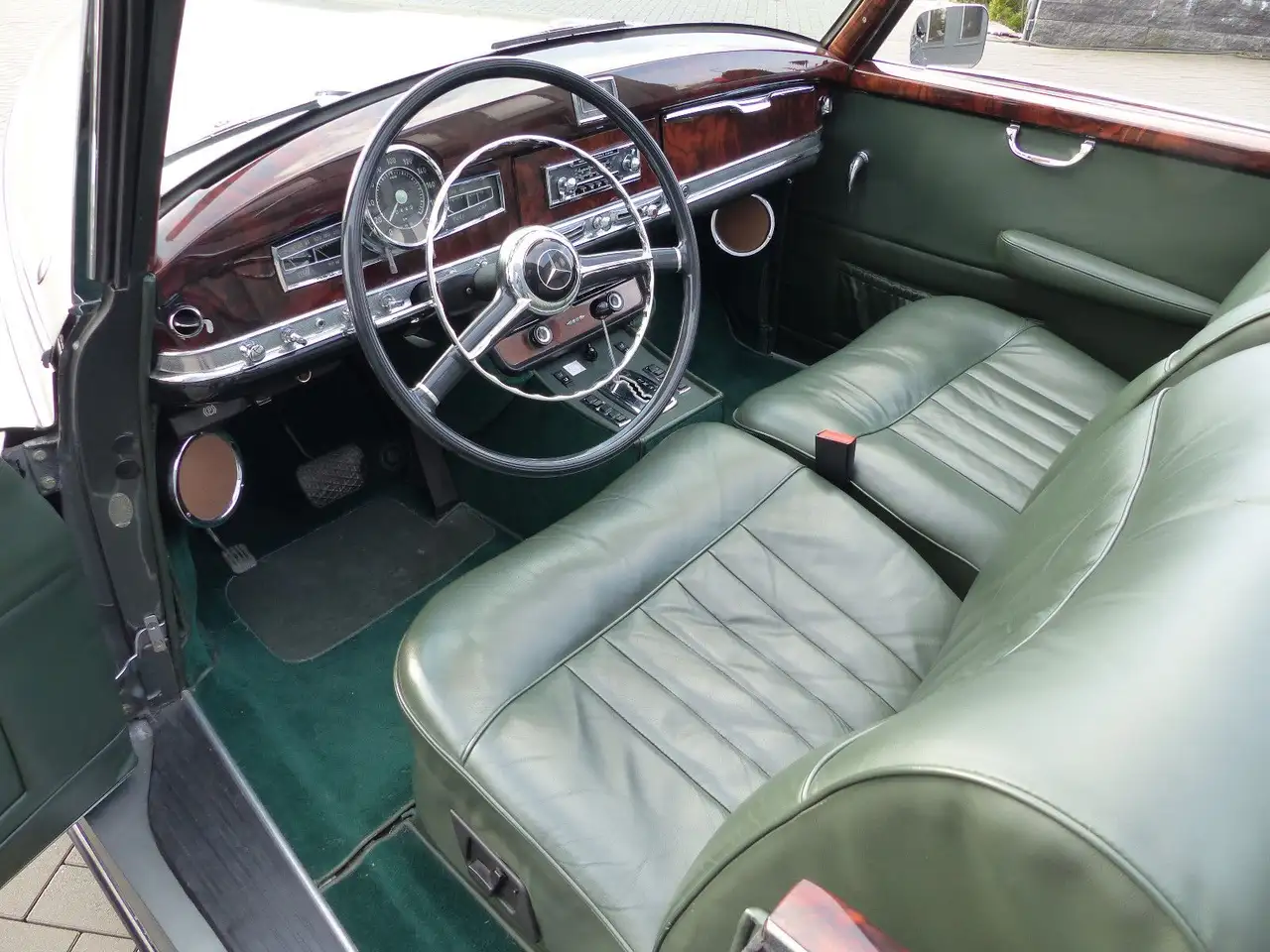 Mercedes-Benz 300 Werks Cabriolet*Moderne Technik-220 PS*, foto 10