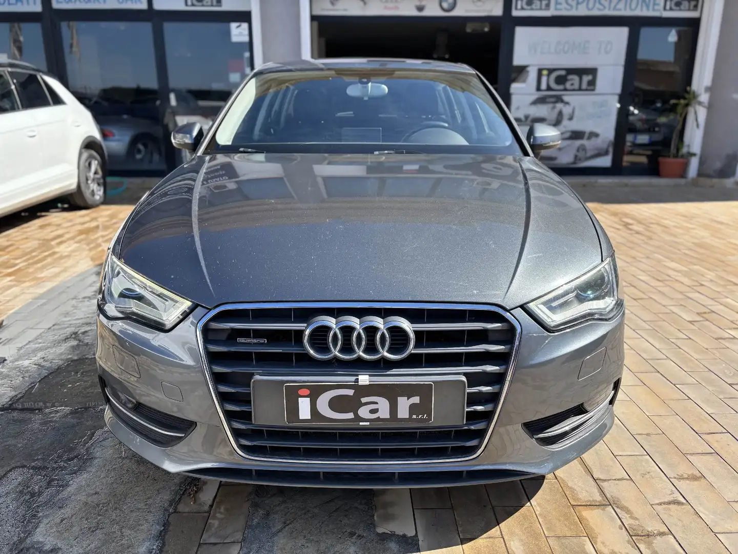 Audi A3 Sportback 2.0 tdi Ambition quattro 184cv s-tronic Gris - 2