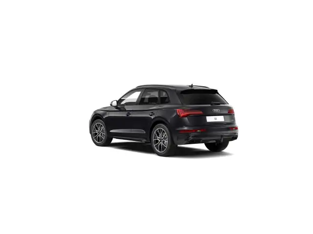 Audi Q5 view 5