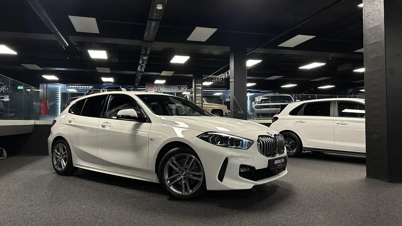 BMW 118