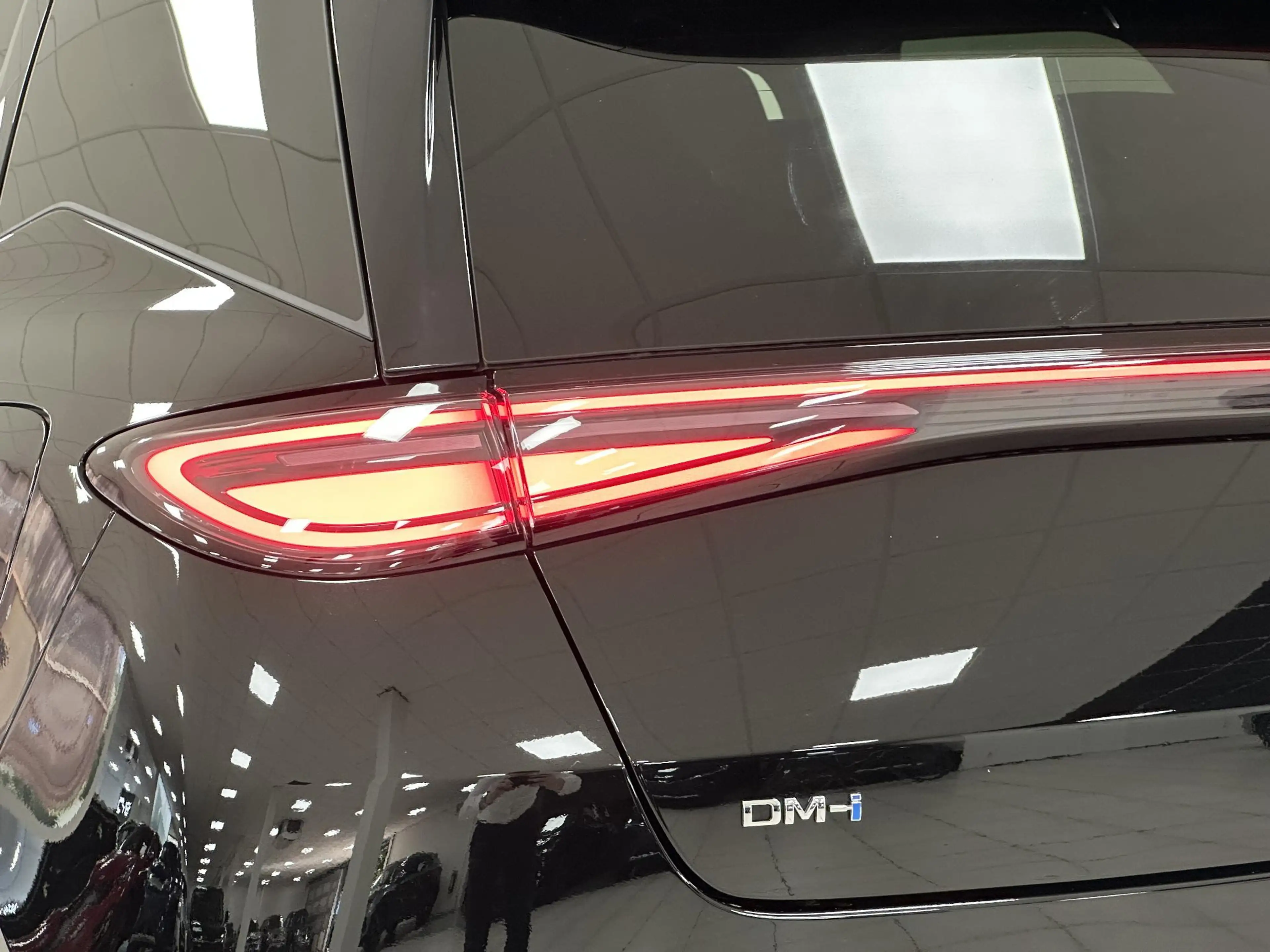 BYD Dolphin G DM-i Boost Voorraadmodel | Direct leverbaar! — photo 31