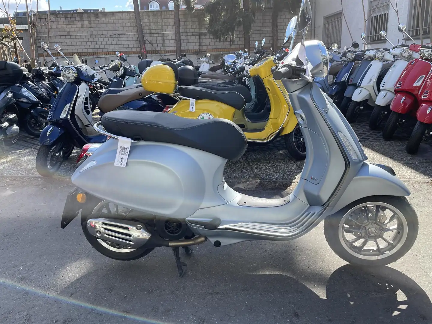 Vespa Primavera S 125 ABS MIA Cockpit Grigio - 1