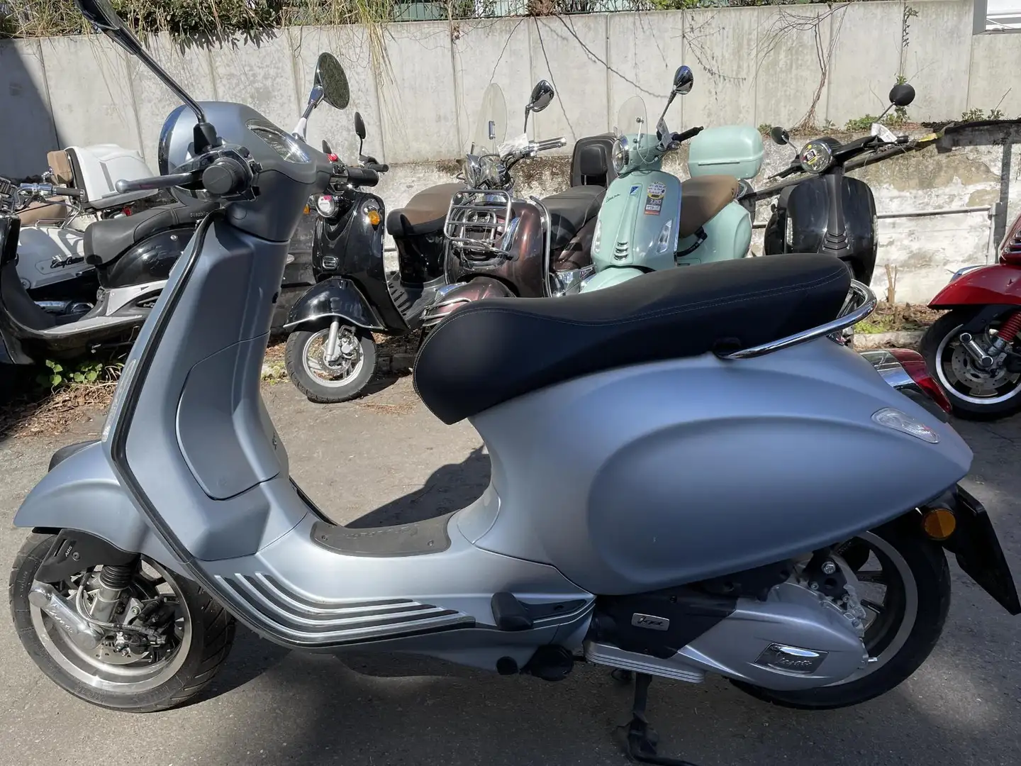 Vespa Primavera S 125 ABS MIA Cockpit Grigio - 2