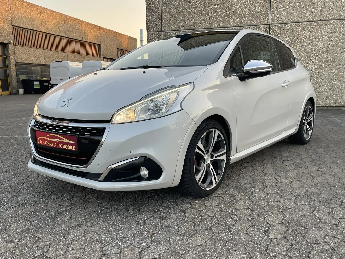 Peugeot 208 GTi THP Weiss Voll 2.Hand Voll Panorama Leder Navi Wit - 1