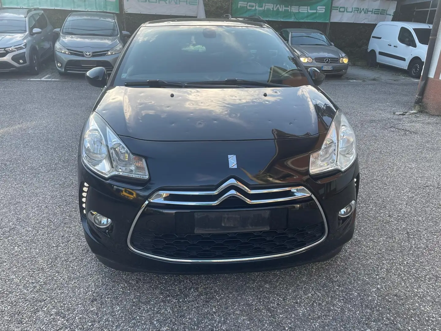 Citroen DS3 DS3 1.6 e-hdi airdream Just Black 115cv Schwarz - 2