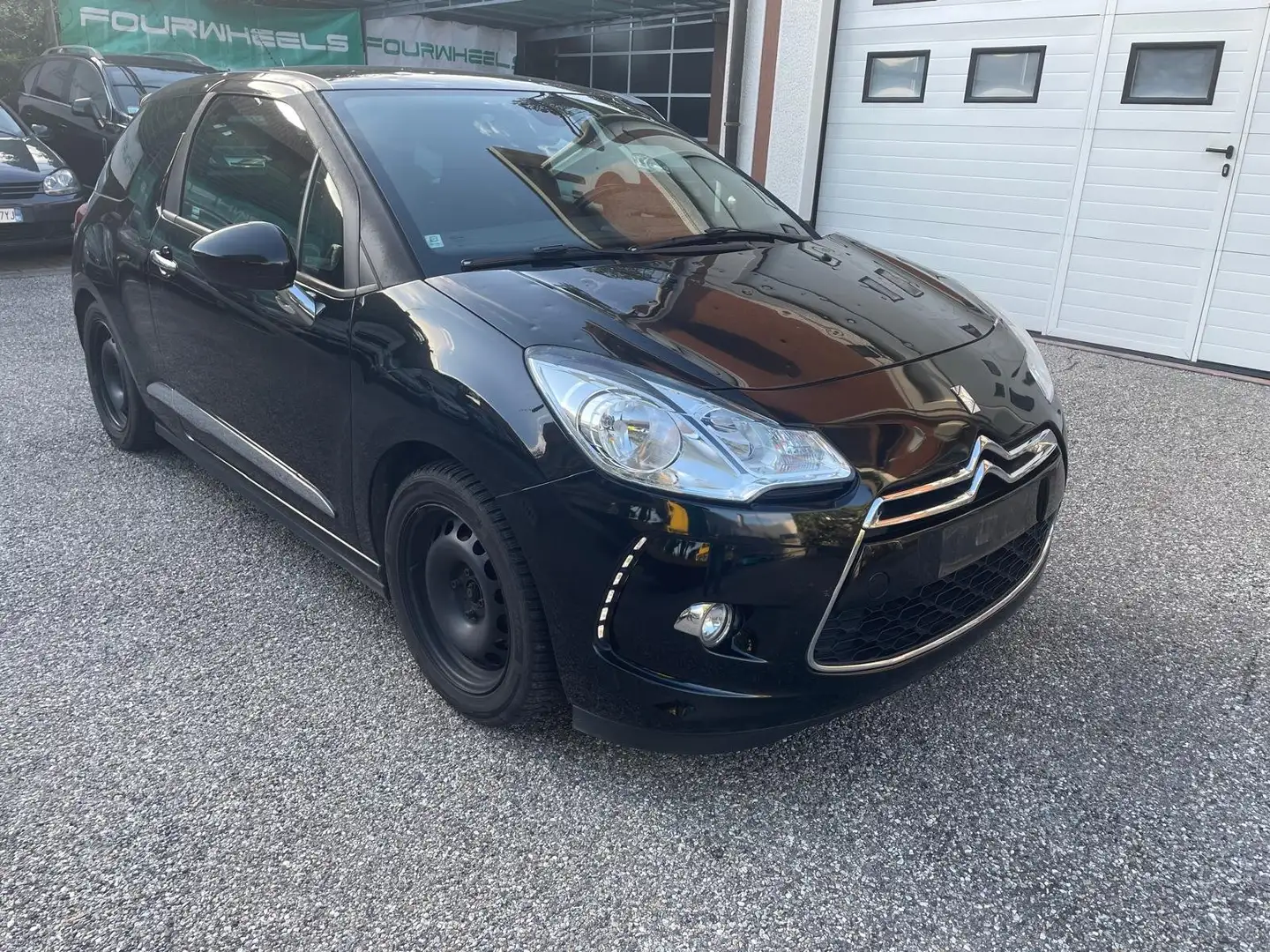 Citroen DS3 DS3 1.6 e-hdi airdream Just Black 115cv Schwarz - 1