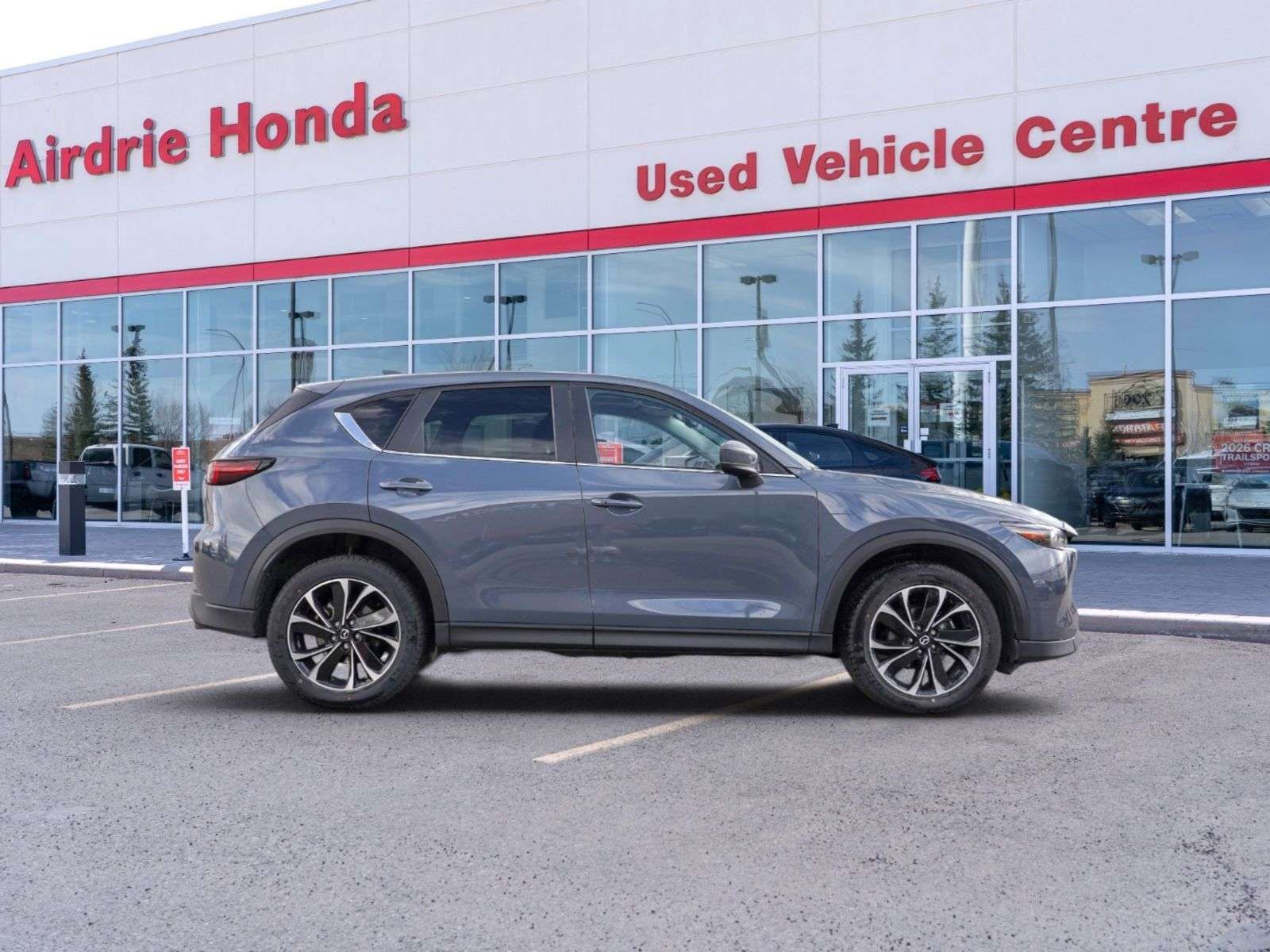 2025 Mazda CX-5 GS Comfort: Sunroof, Keyless Entry, Leather, AWD! — снимка 1