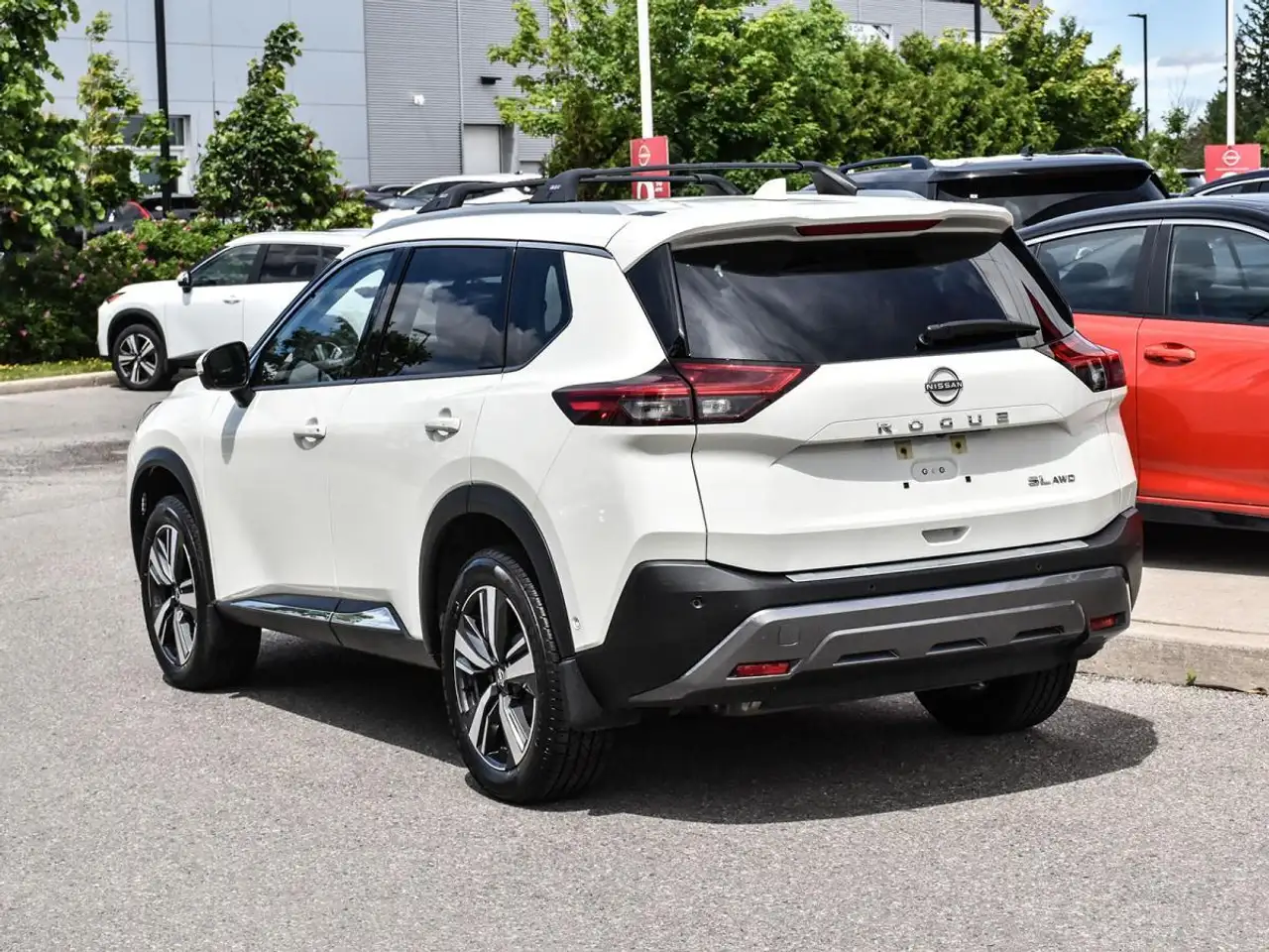 Nissan Rogue снимка Nissan Rogue