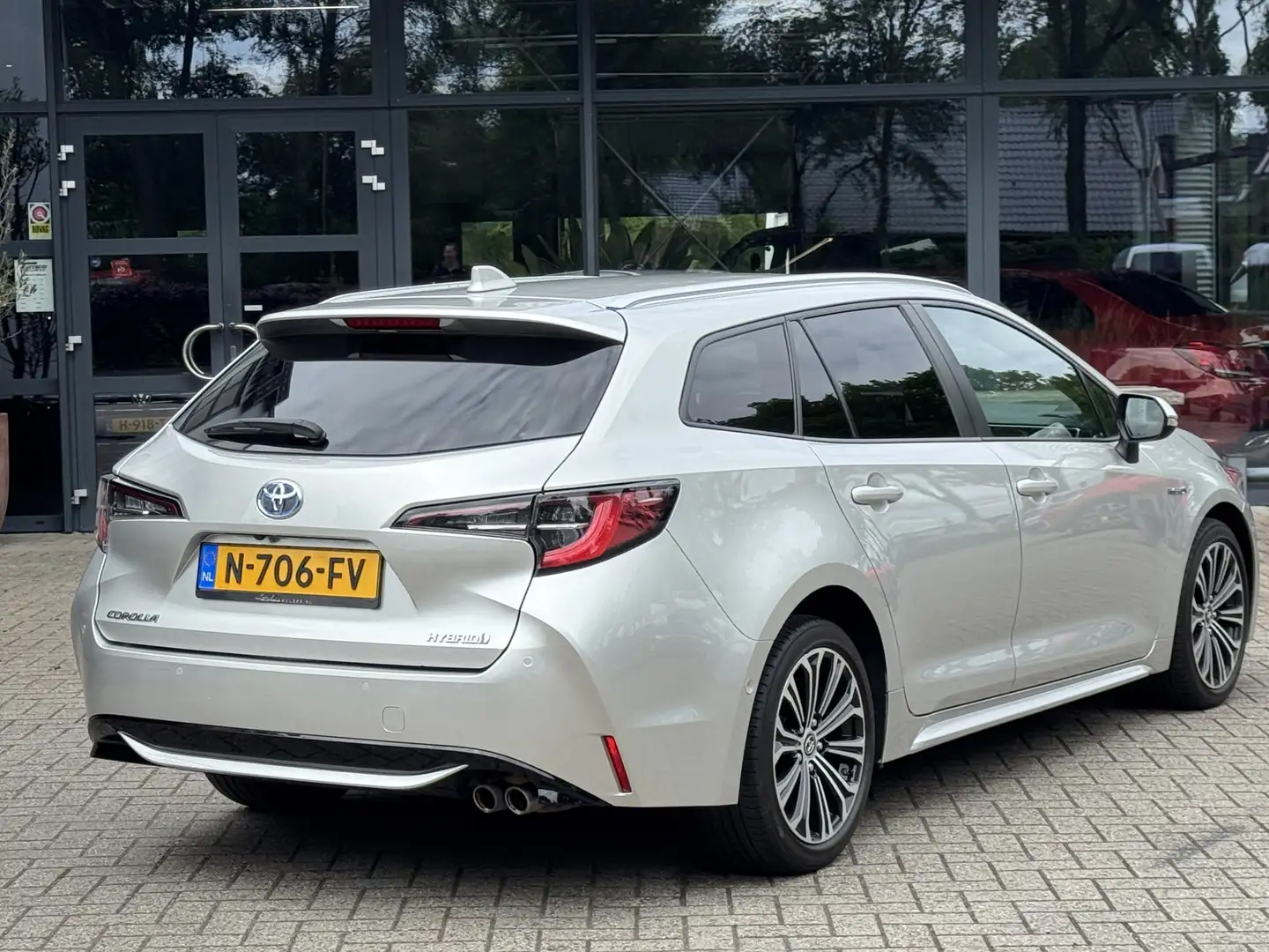 Toyota Corolla Touring Sports 2.0 Hybrid Cruise/Camera/Climate/St Gris - 2