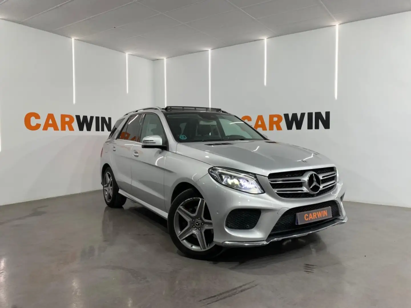 Mercedes-Benz GLE 350 350d 4Matic Aut. Silber - 1