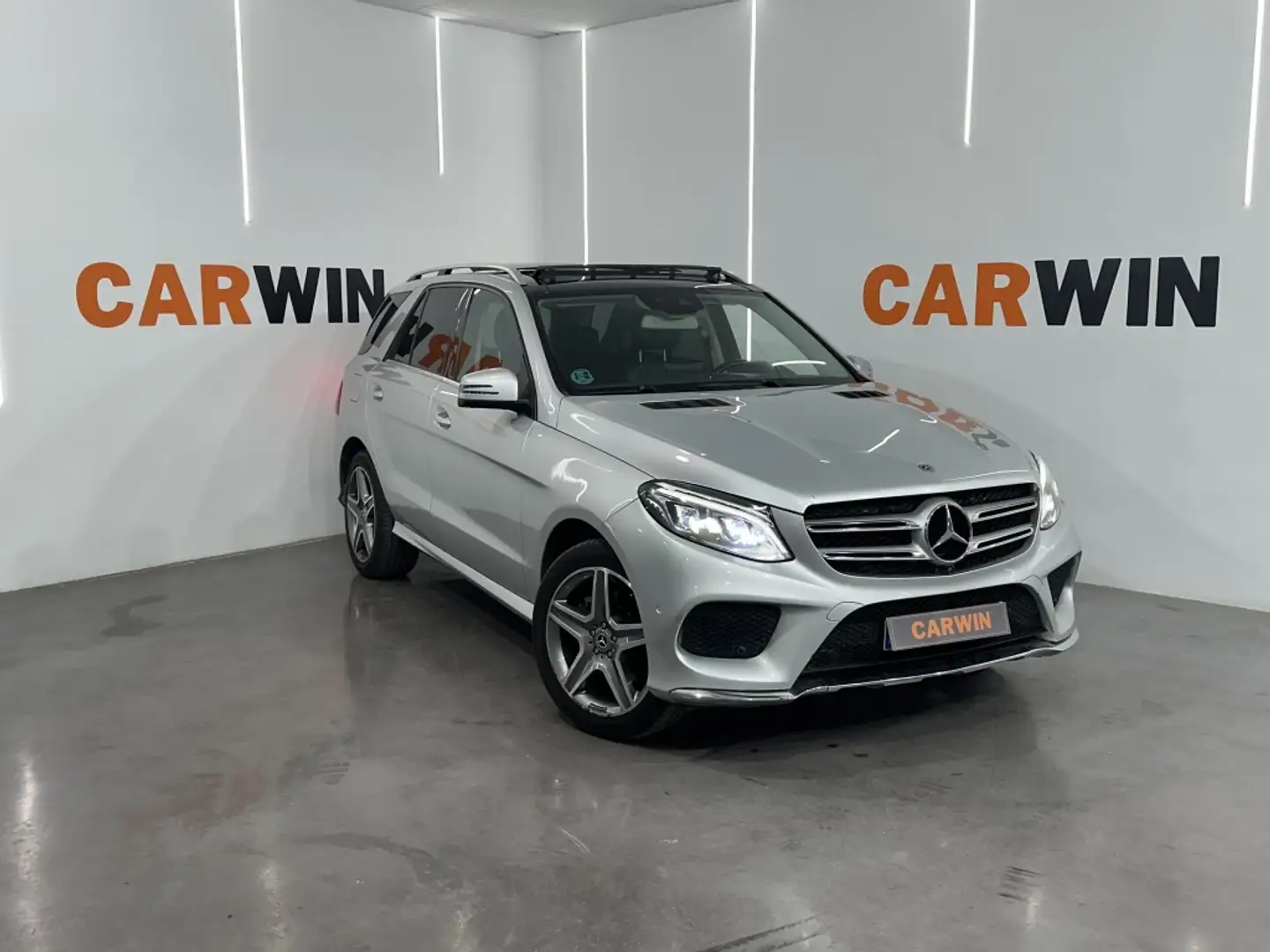 Mercedes-Benz GLE 350 350d 4Matic Aut. Plateado - 1