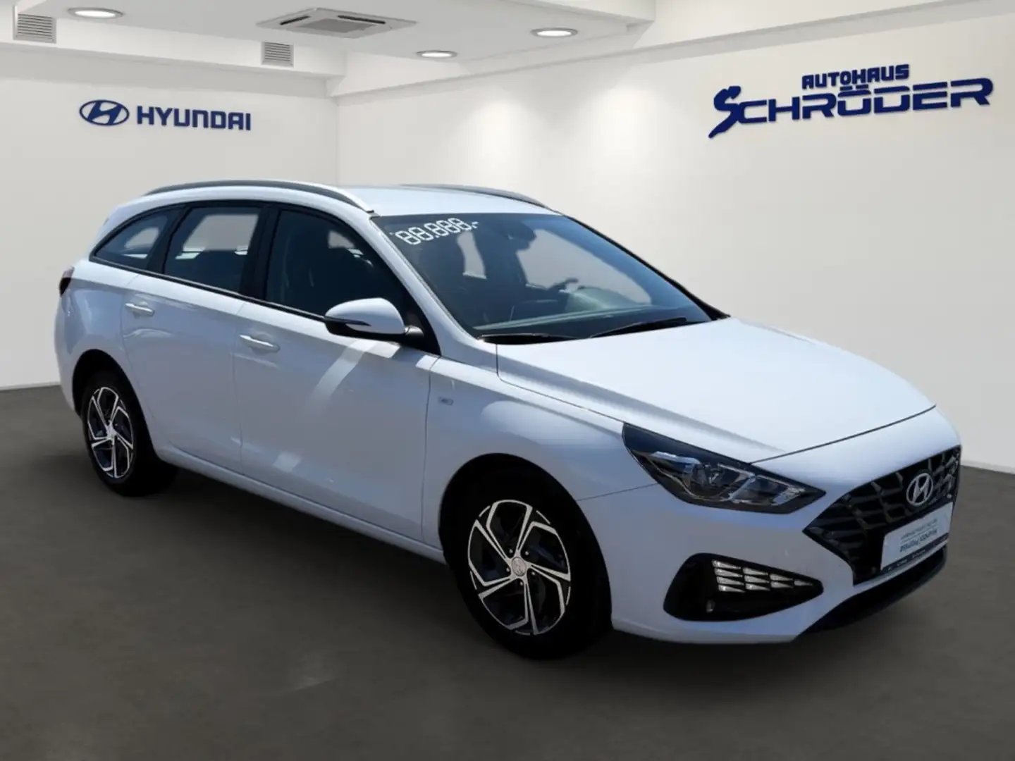 Hyundai i30 1.0T Kombi Select Mild-Hybrid (48V) 7-DCT Allwette Weiß - 2