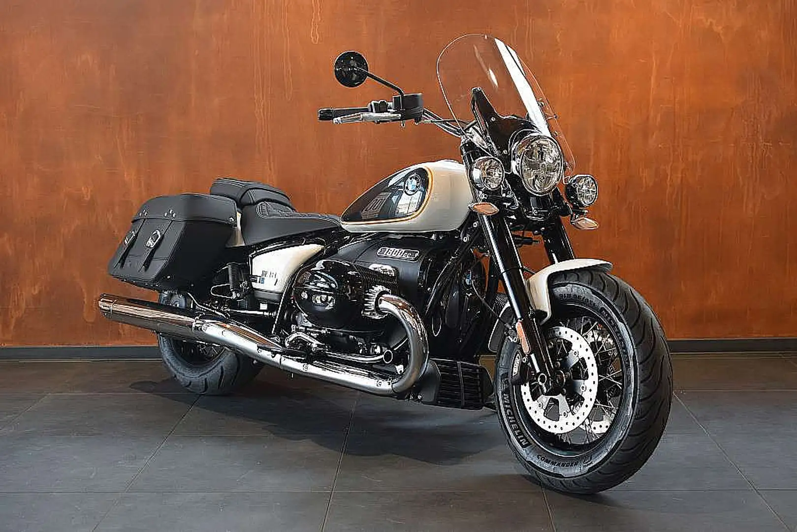 BMW R 18 R 18 Classic Option 719 Alb - 1