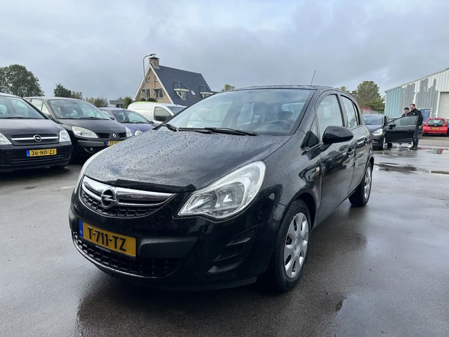 Opel Corsa 1.0-12V Edition Zwart - 1