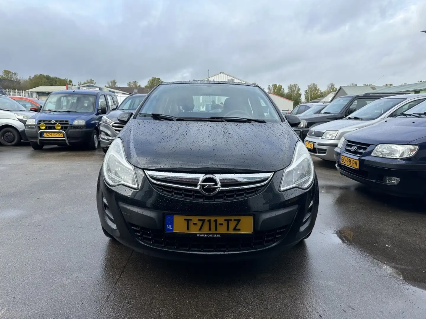 Opel Corsa 1.0-12V Edition Schwarz - 2