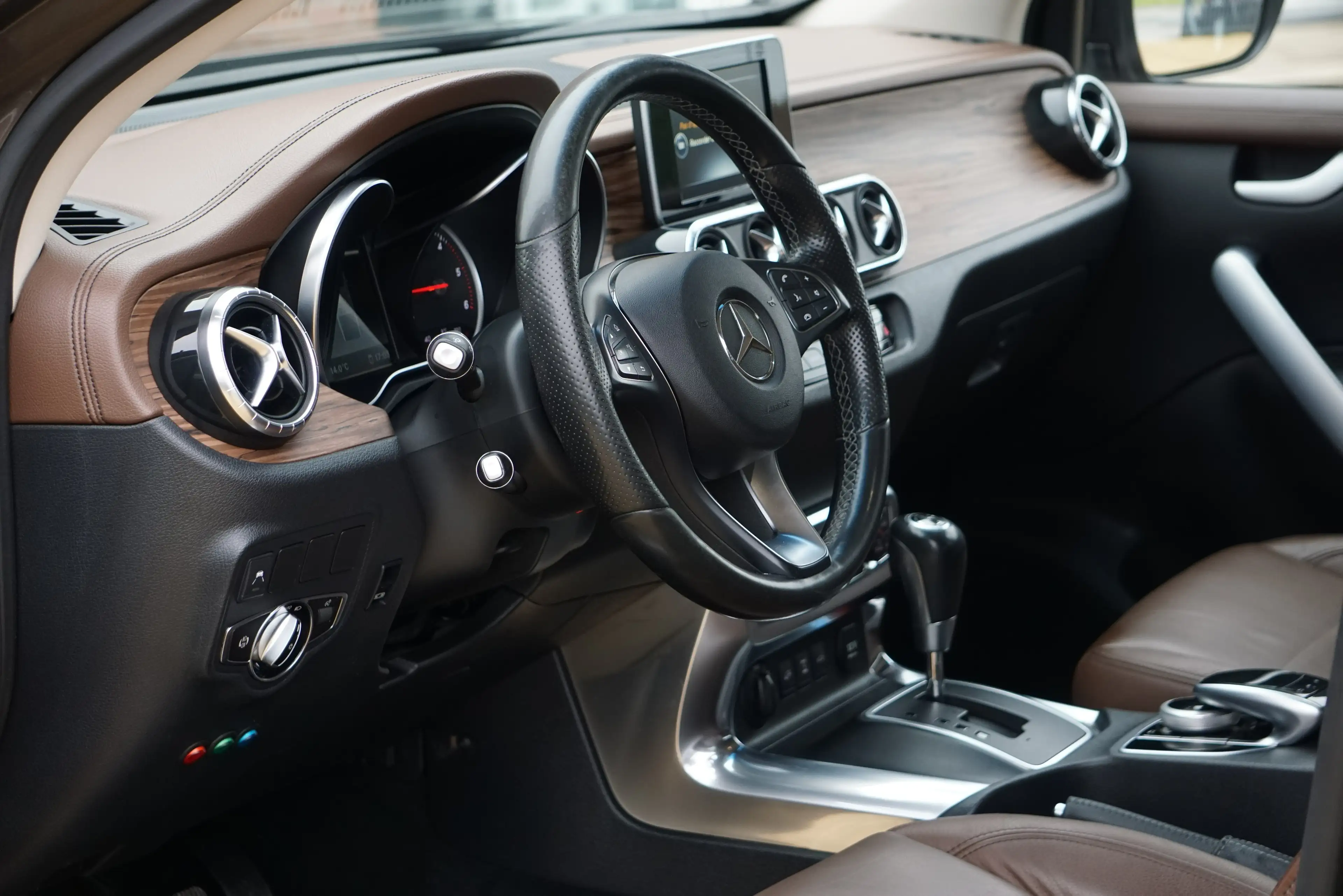 Mercedes-Benz X 250 d 4Matic AUTO CAM NAVI PDC FULL LED GARANTIE 12 MOIS — photo 7