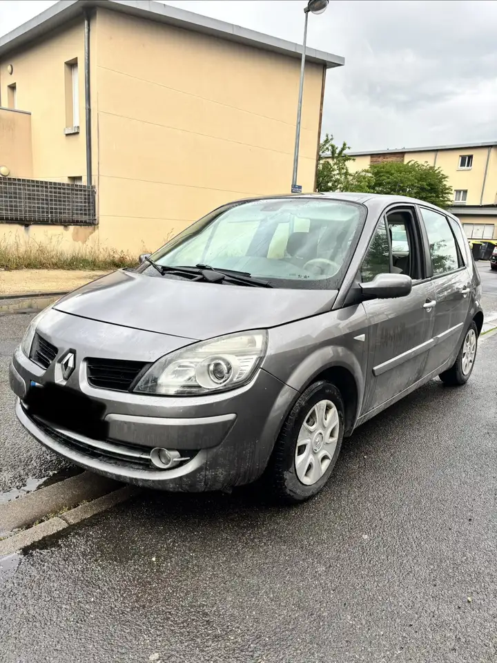 Renault Scenic 1.5 dCi 105 Euro 4 Confort Authentique