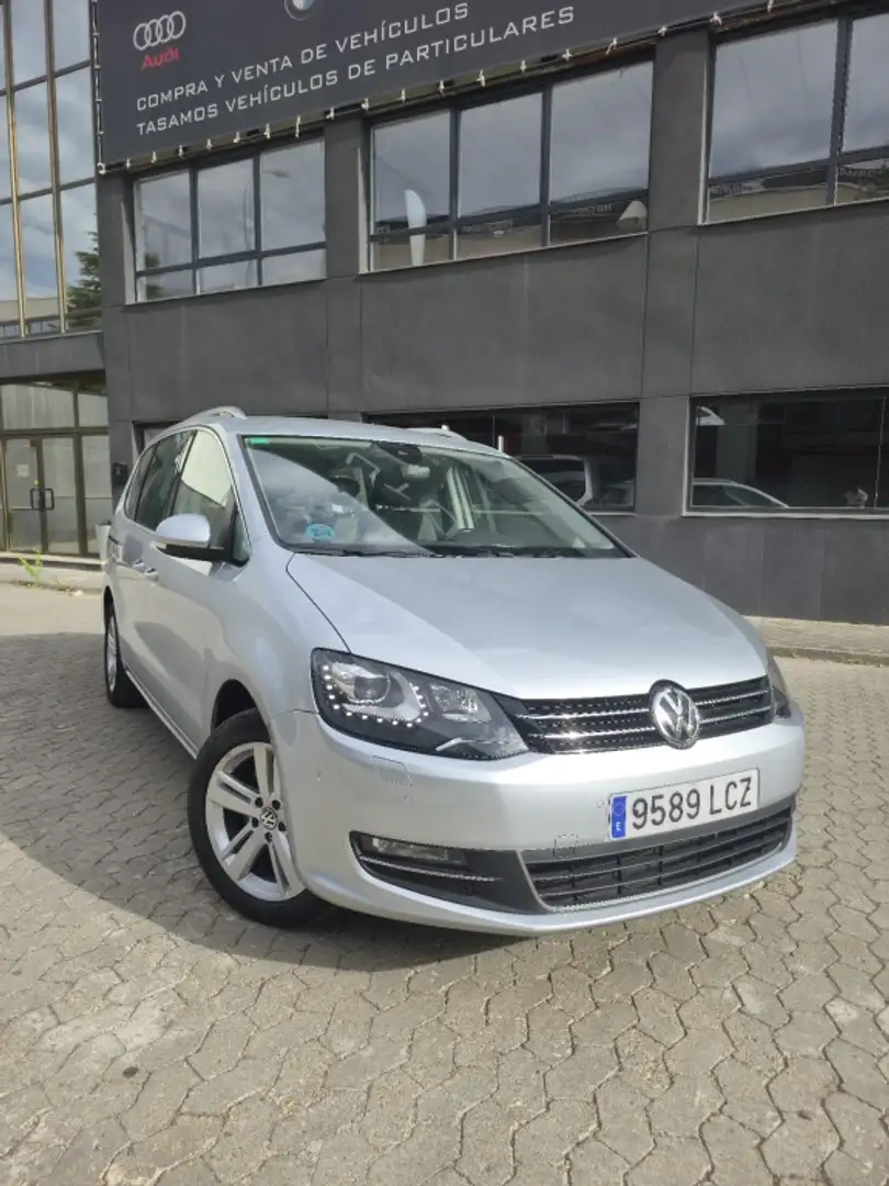 Volkswagen Sharan 2.0TDI Advance 110kW Gris - 2