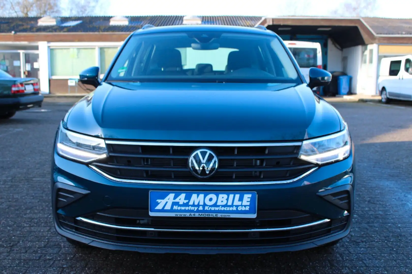 Volkswagen Tiguan Life DSG Kamera LED Sitzheizung Modrá - 2