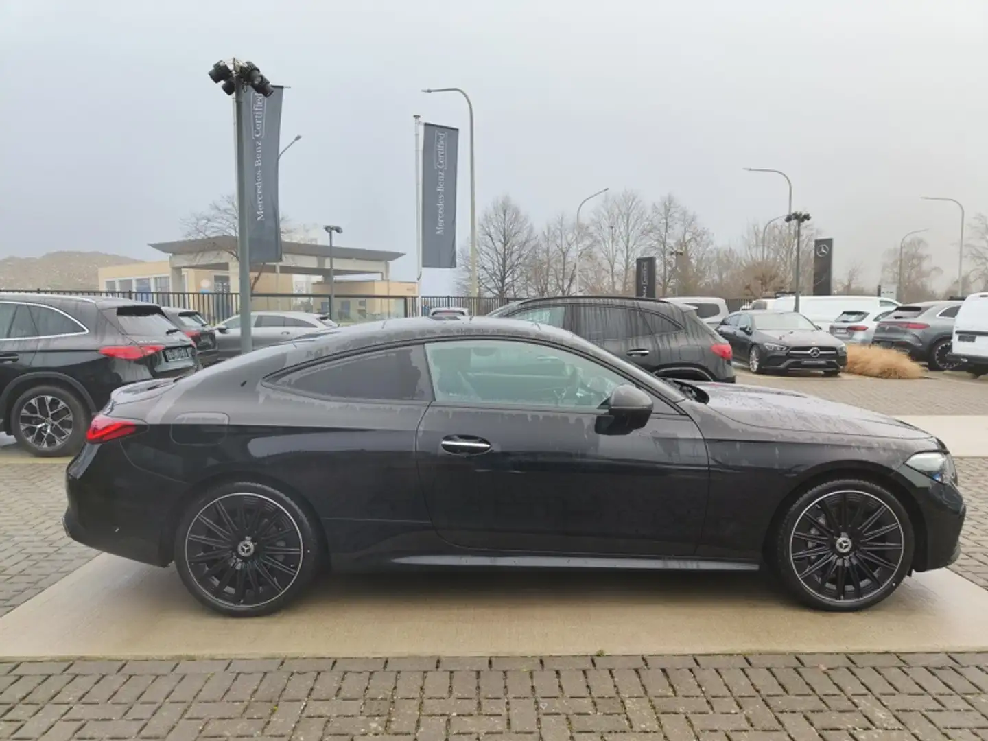 Mercedes-Benz CLE 200 CLE AMG Line - SAGA Huy (+32 85 23 69 00) Negru - 2