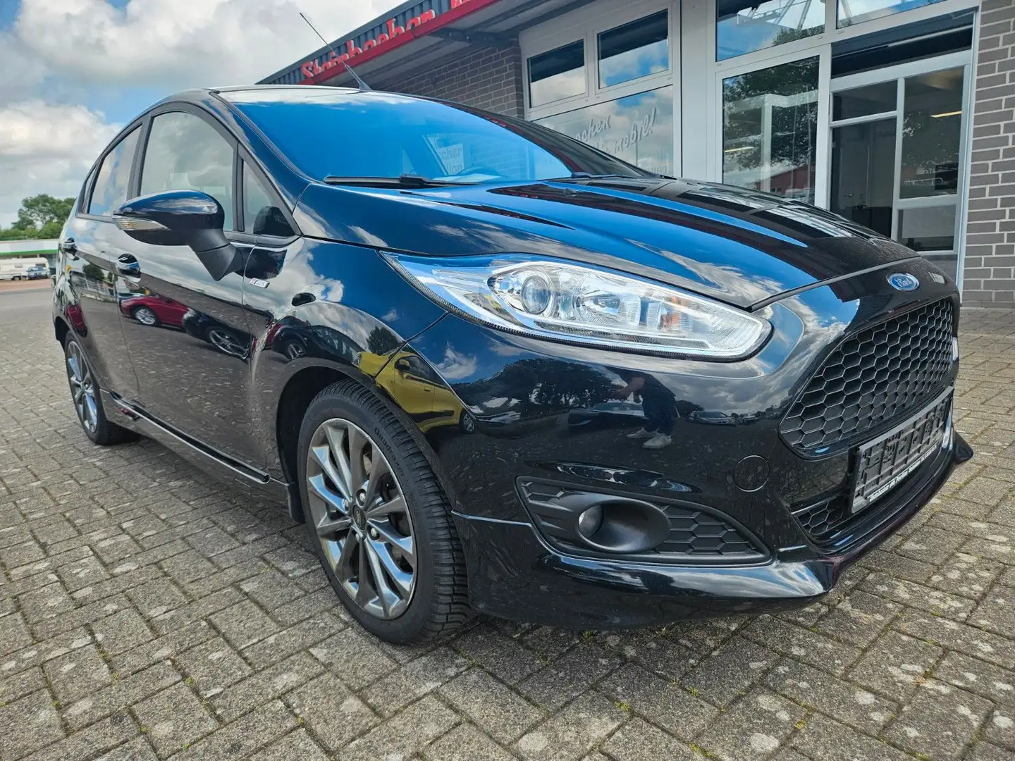 Ford Fiesta ST-Line PDC BT NAV Noir - 1