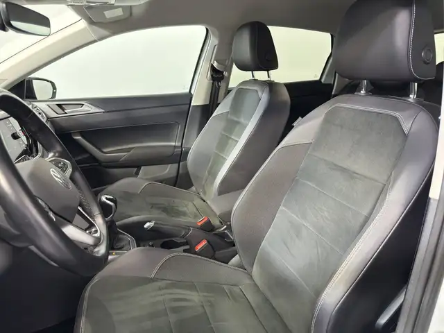 Volkswagen Polo view 13