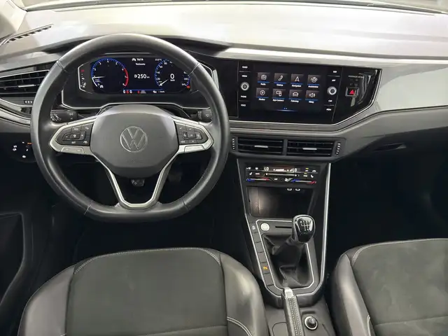 Volkswagen Polo view 7