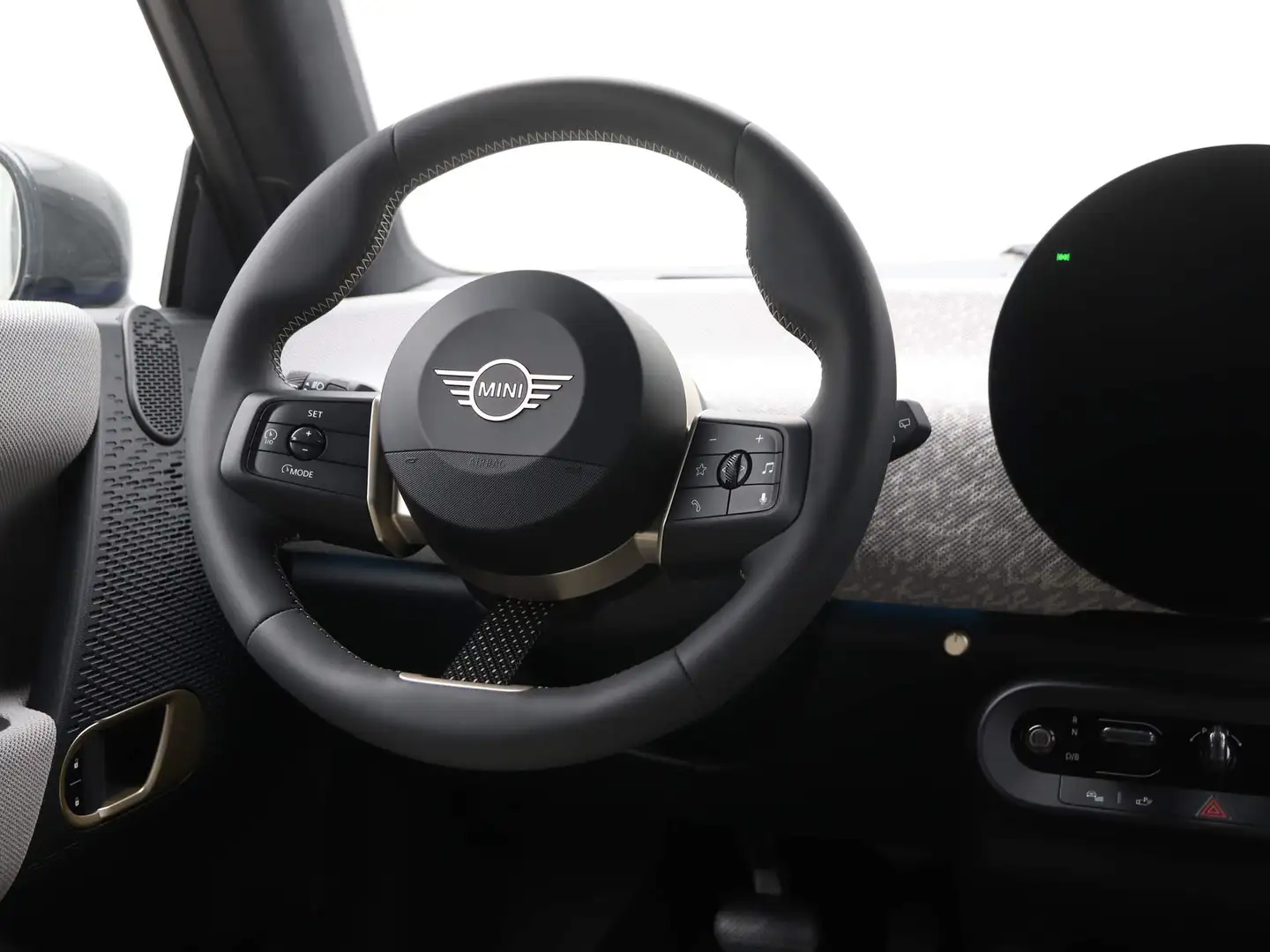 MINI Cooper E Favoured Pakket M Šedá - 2