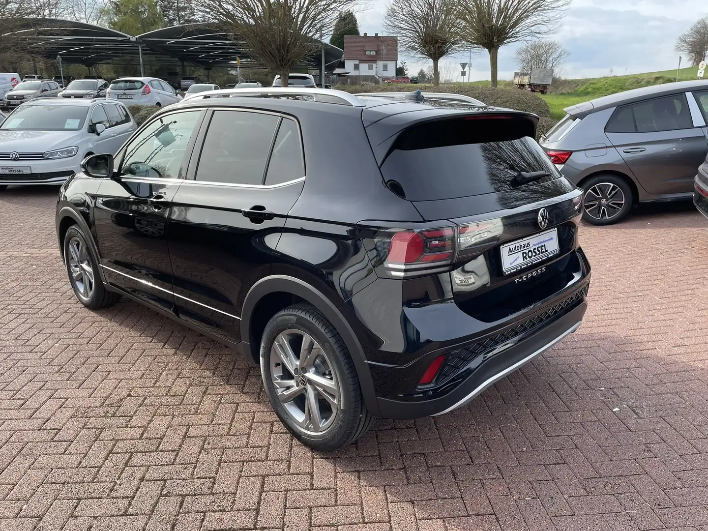 Volkswagen T-Cross 1.0 TSI DSG R-Line Alu 17" AHK SHZ Navi PDC LED Schwarz - 2