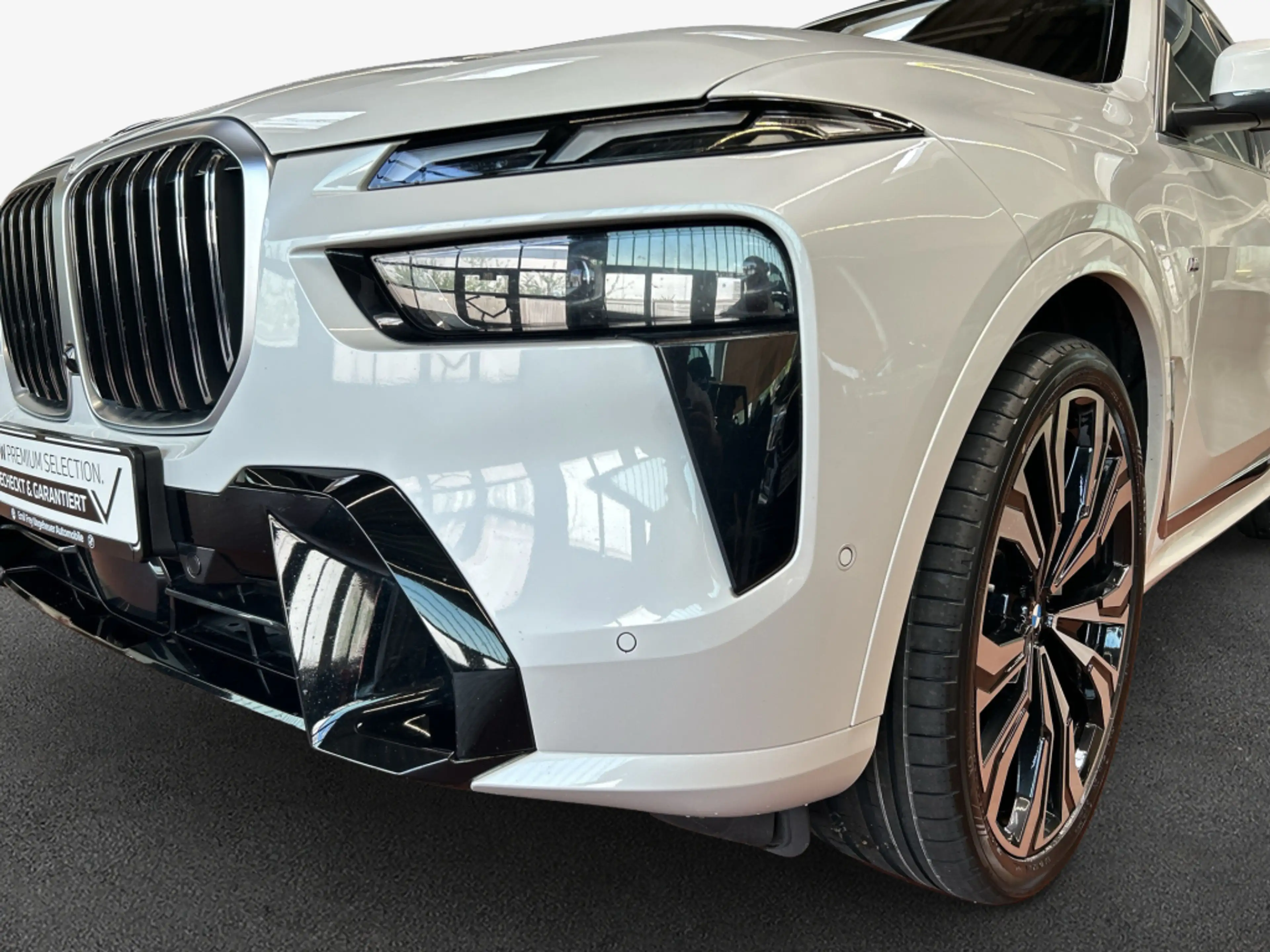 BMW X7 xDrive40d M-Paket Pano B&W Massage Standhzg — photo 7